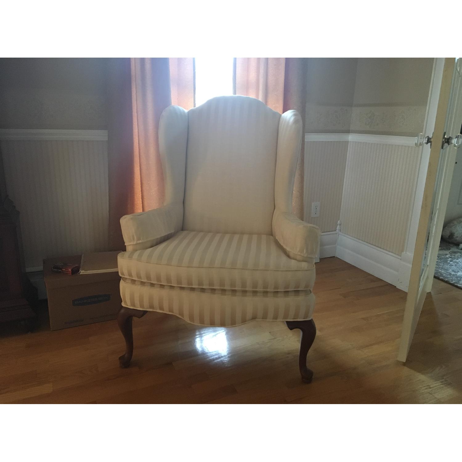 Ethan Allen Queen Anne Chair - image-1