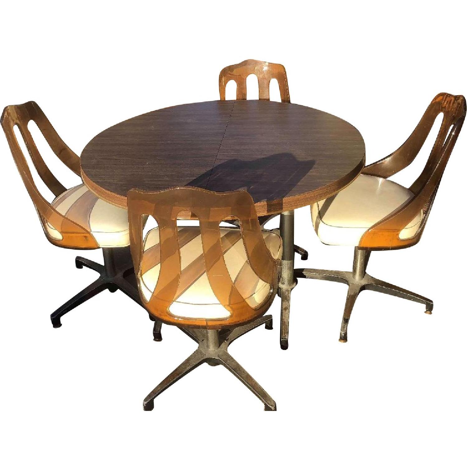Vintage Mid Century Extendable Kitchen Table w/ 4 Chairs - AptDeco