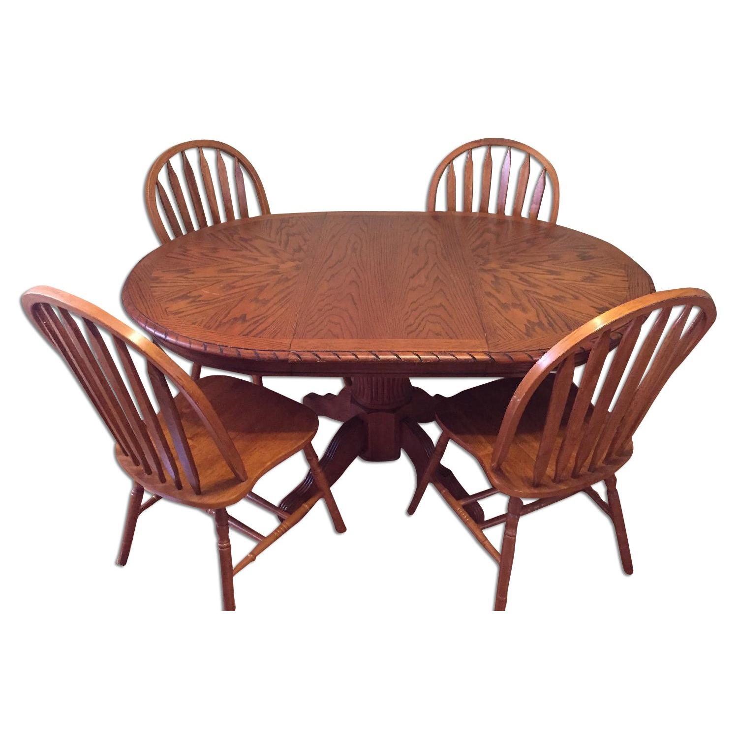 Solid Wood Expandable Dining Table w/ 4 Chairs - AptDeco
