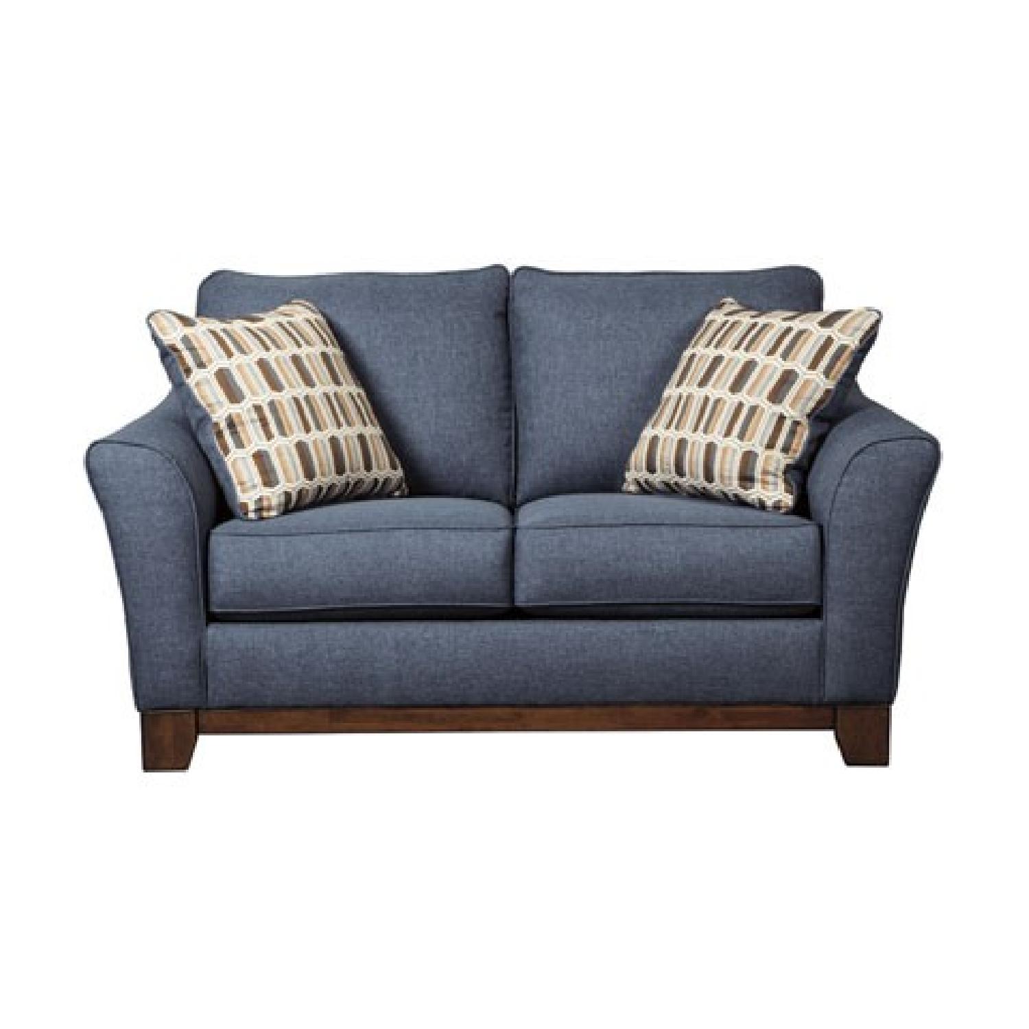 Ashley's Janley Loveseat - image-0
