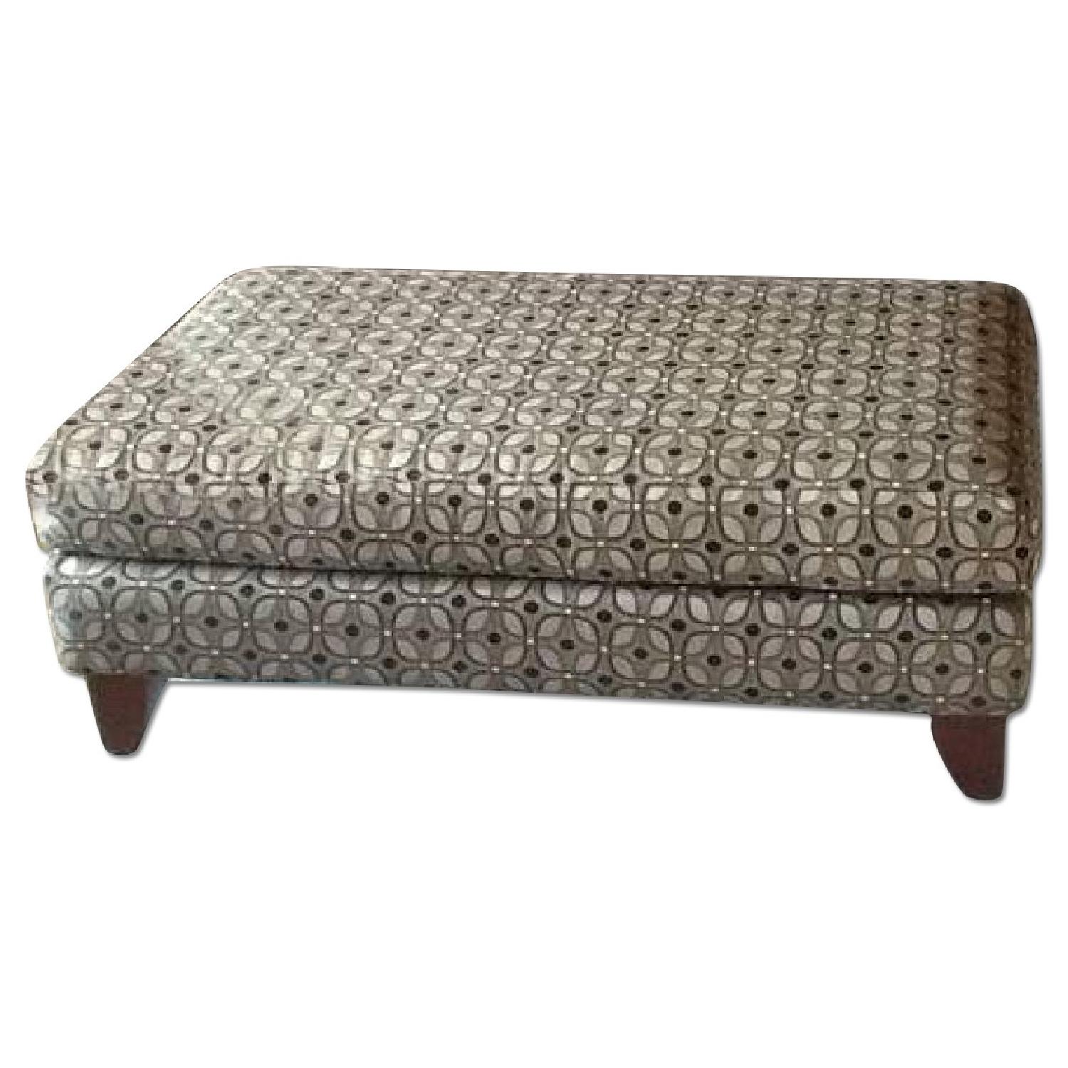 Raymond & Flanigan 2 Sofas + 1 Chair + Ottoman - image-7