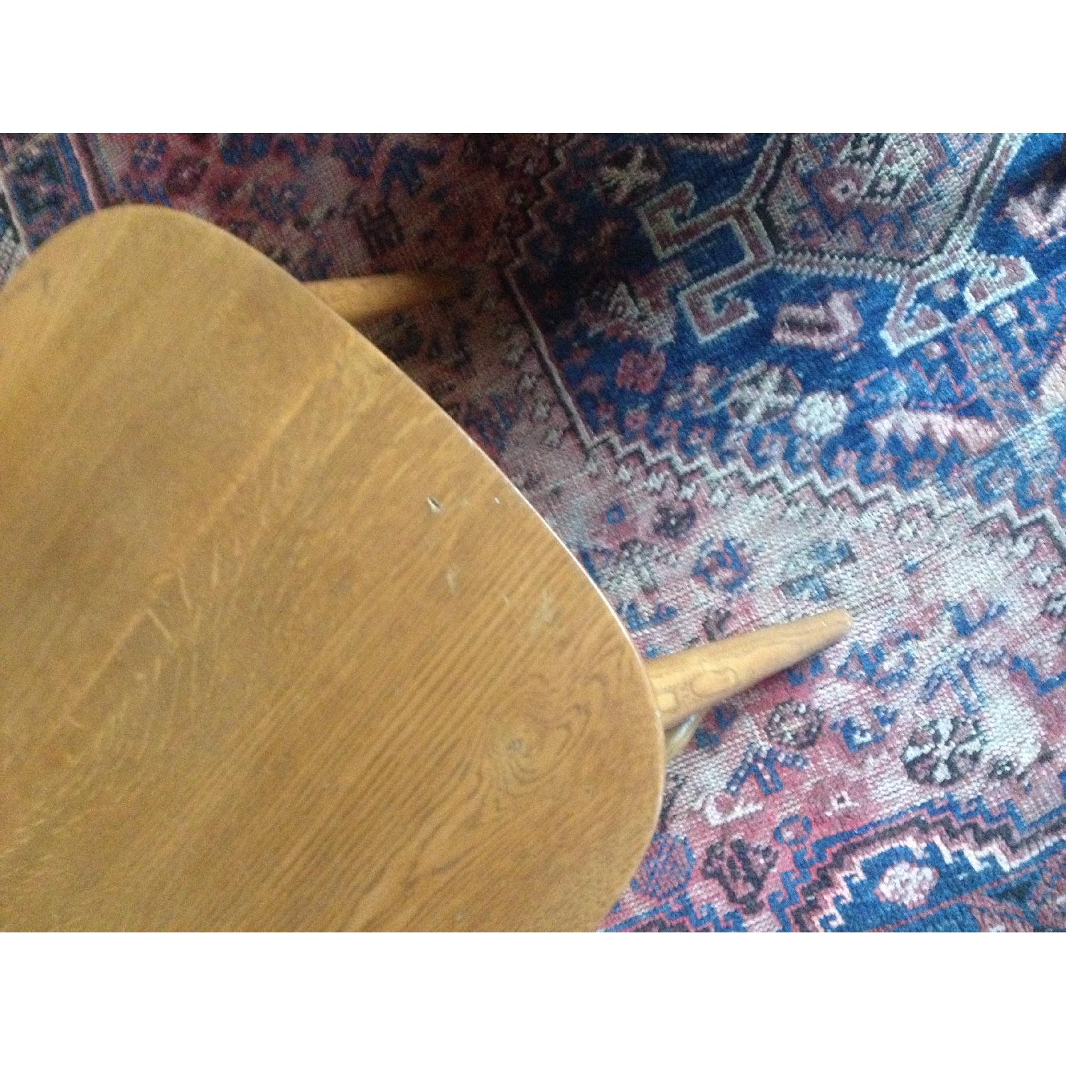 Sturdy Oak Dining Table w/ 6 Chairs - image-9