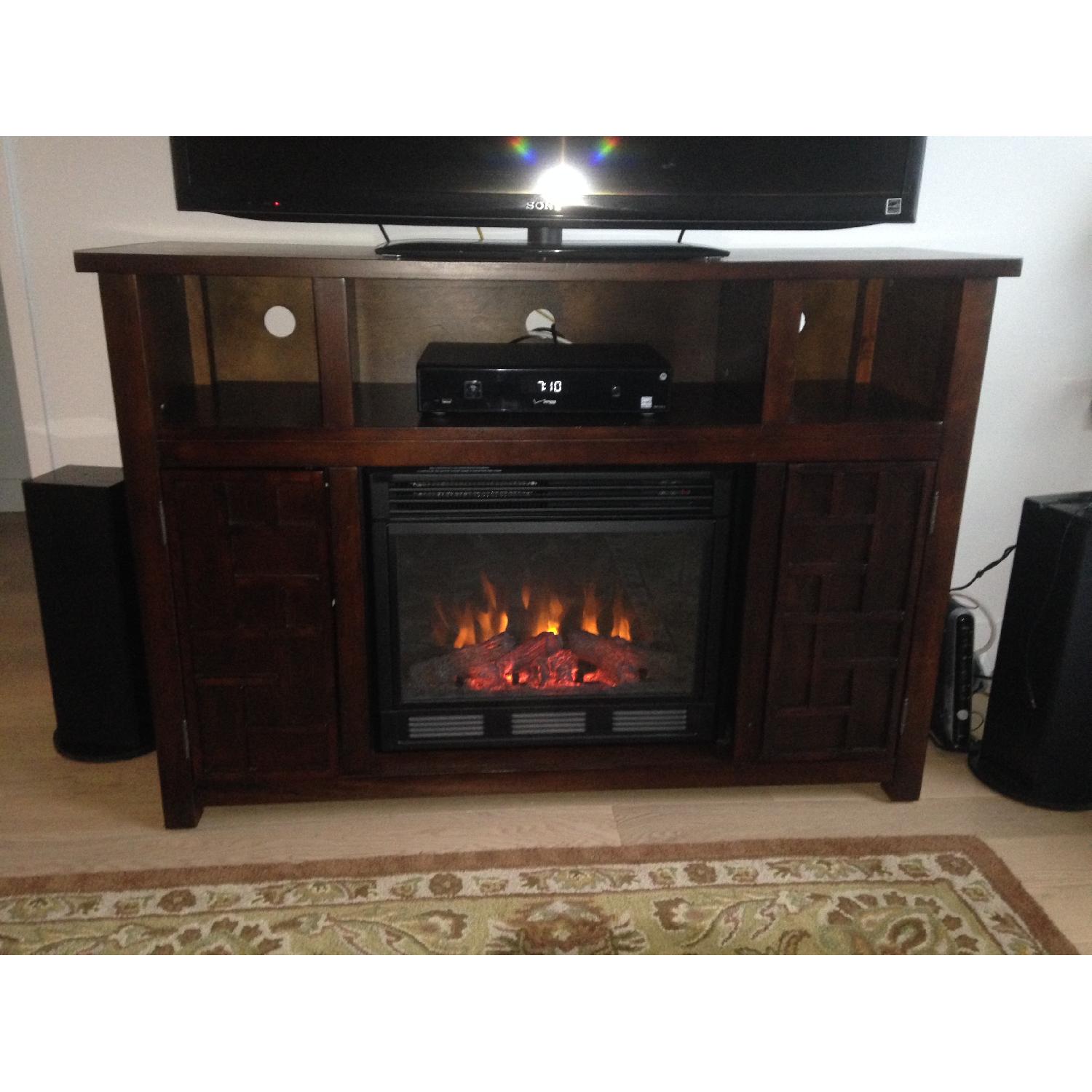 Raymor & Flanigan TV Console w/ Electric Fireplace AptDeco