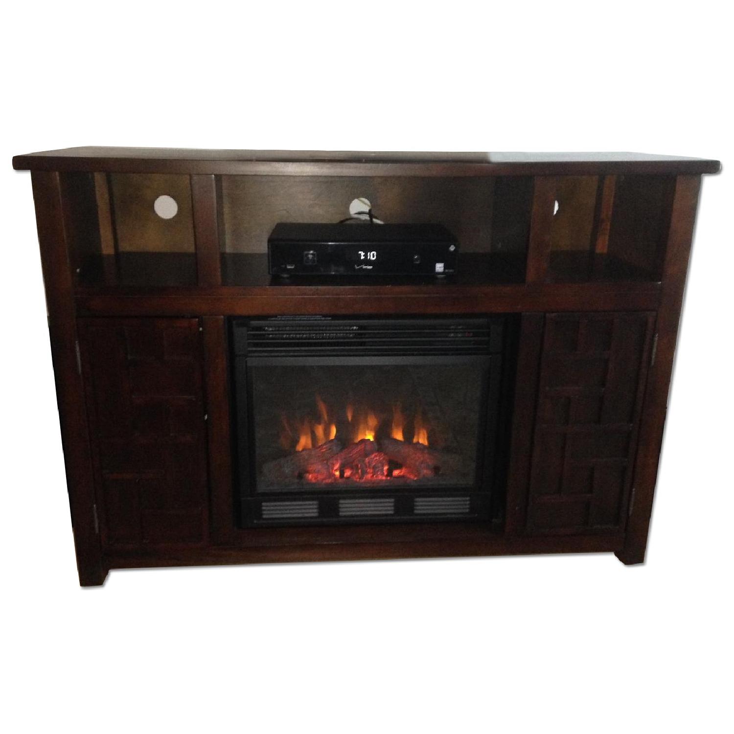 Raymor & Flanigan TV Console w/ Electric Fireplace AptDeco