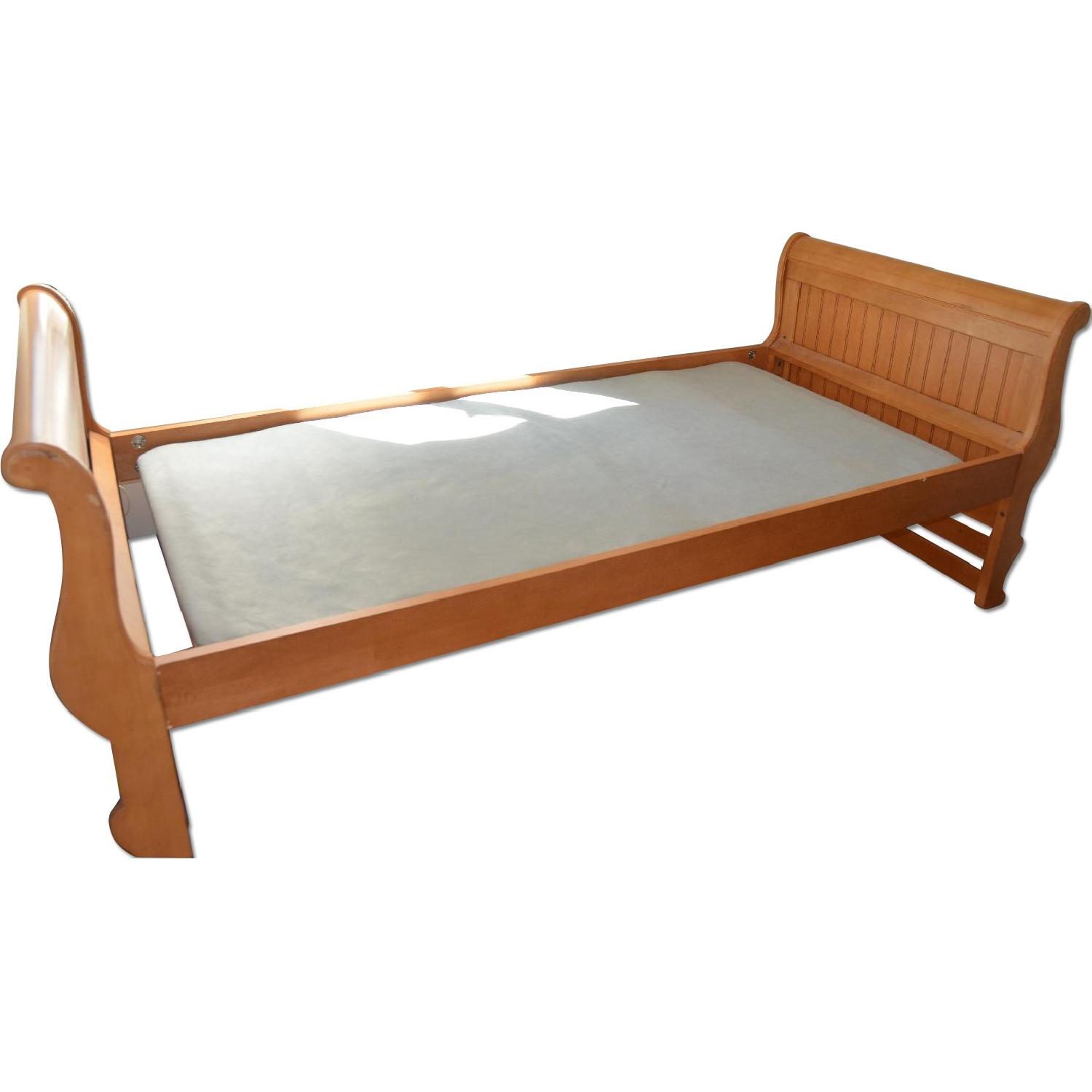 Ethan Allen Sleigh Day Bed w/ Bunky Board - image-0