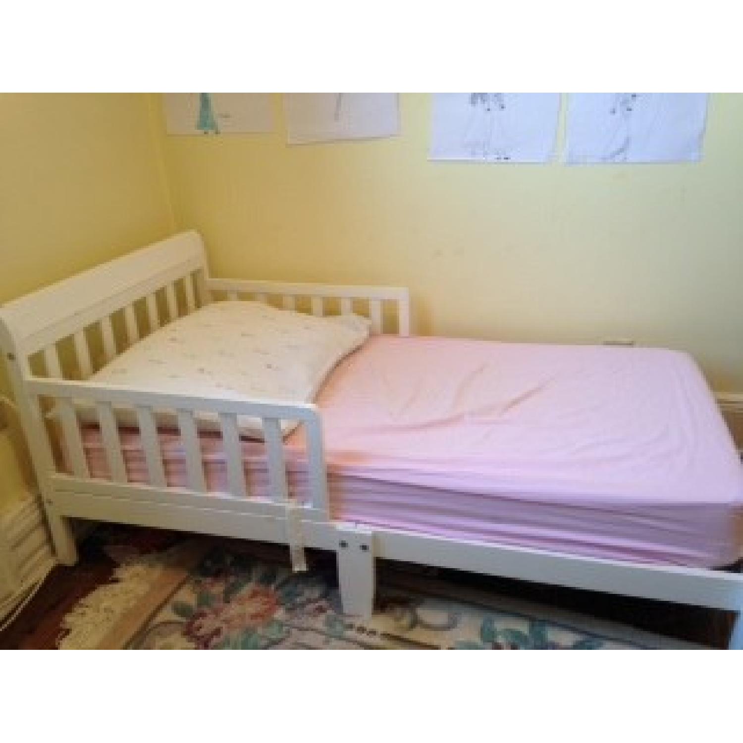 White Toddler Bed - image-8