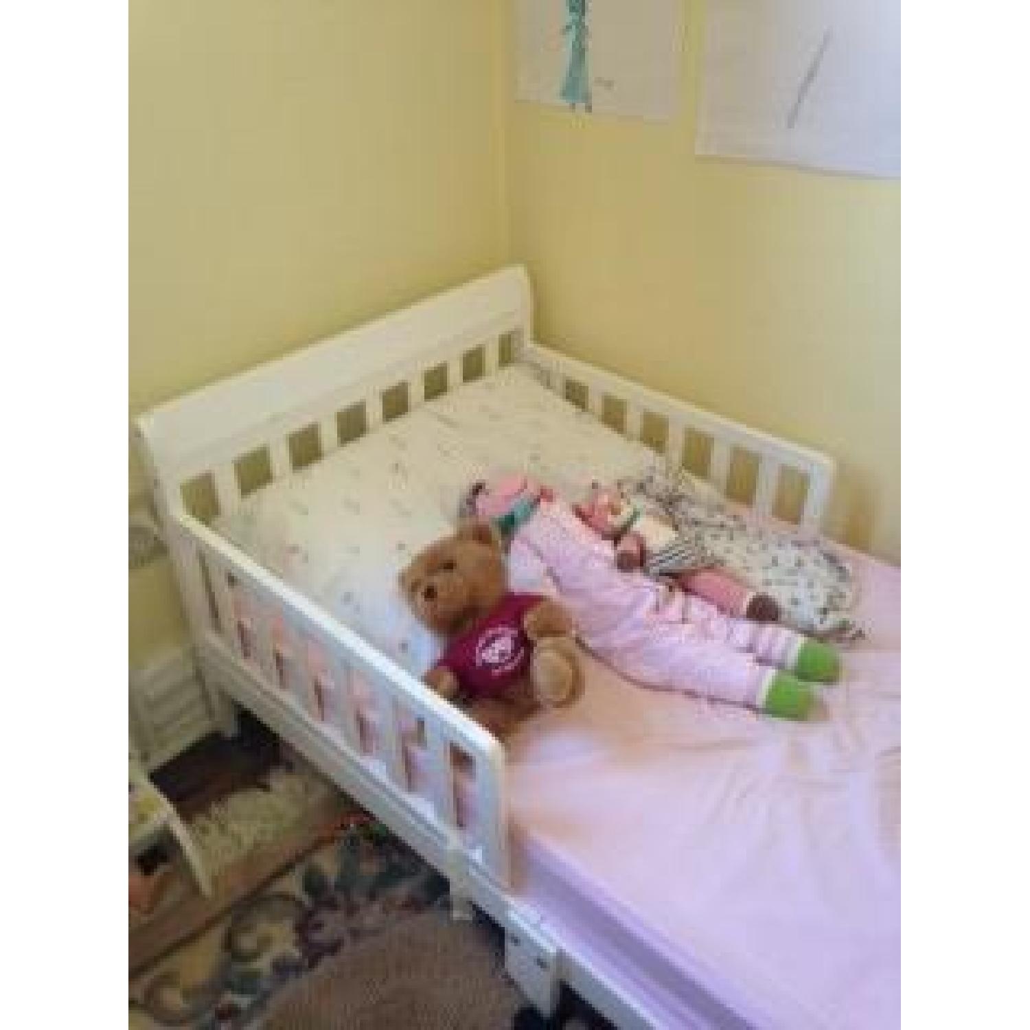 White Toddler Bed - image-9