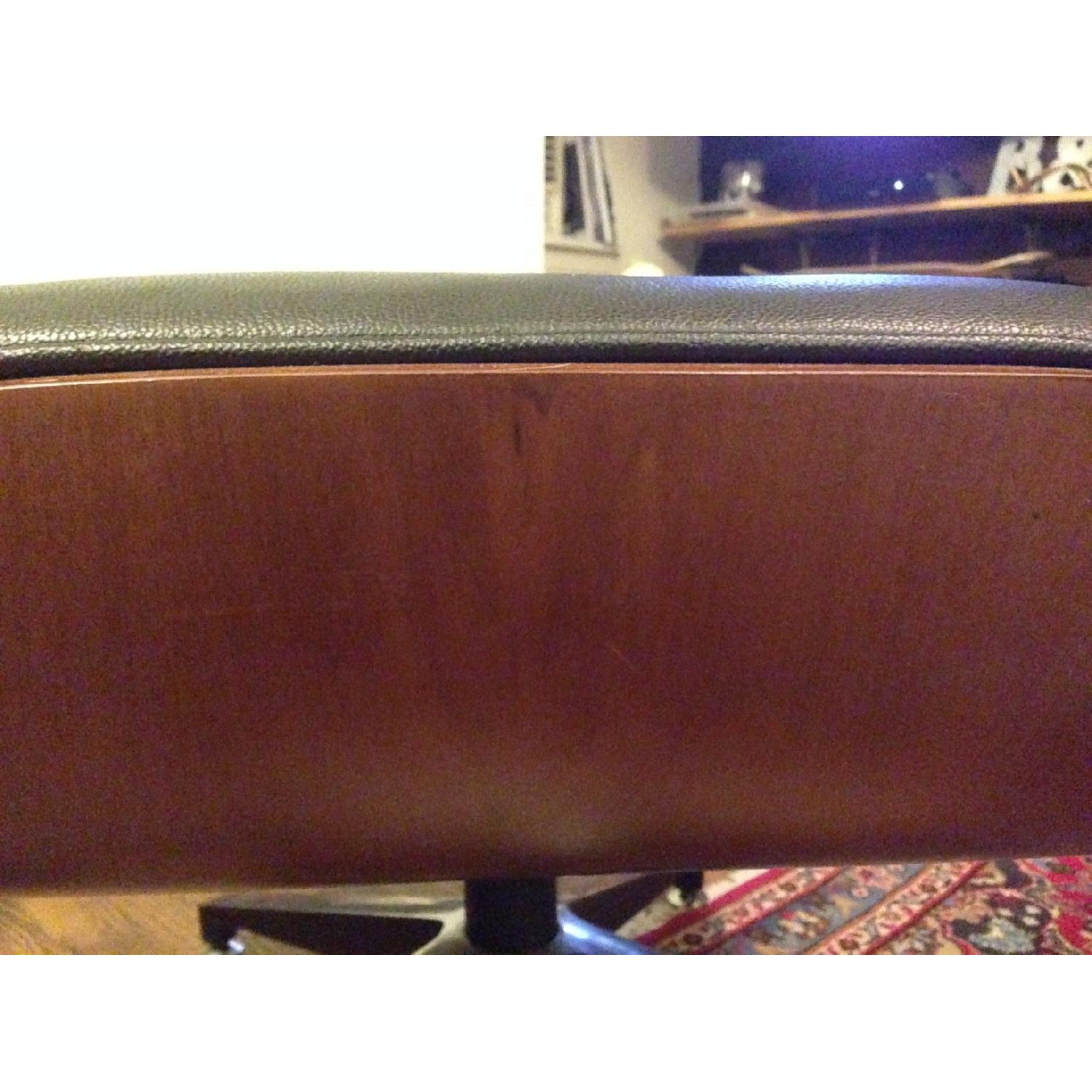 Herman Miller Eames Lounge Replica - image-3