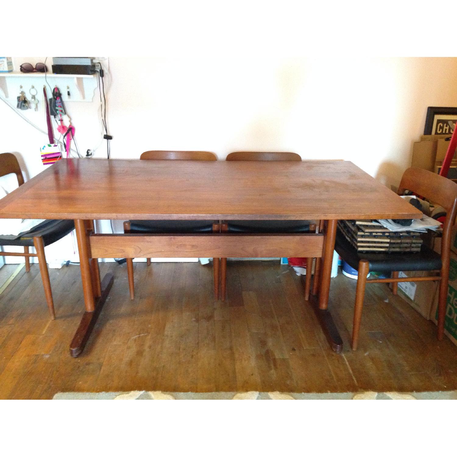 Mid Century Modern Danish Table w/ 6 Chairs - image-1