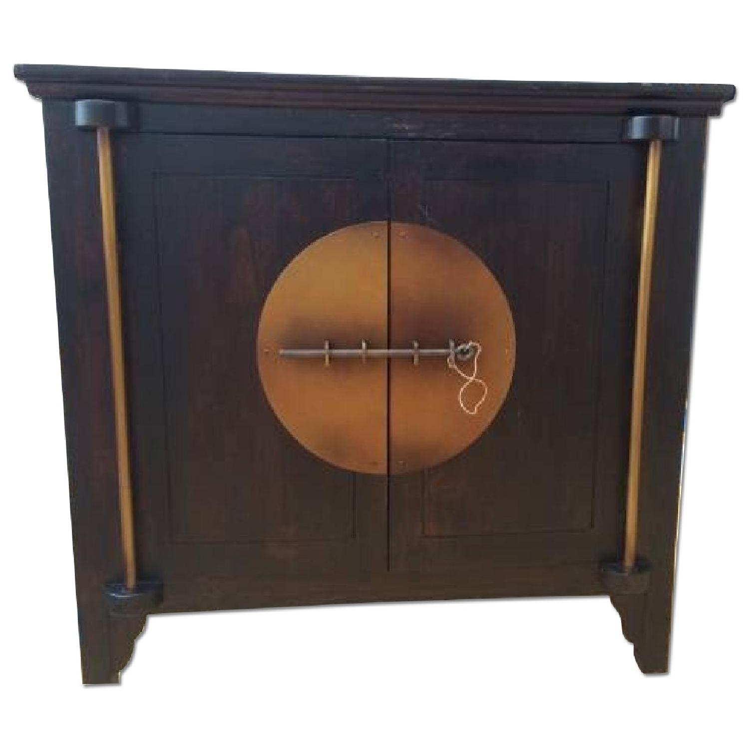 Oriental Style w/ Brass Lock AptDeco