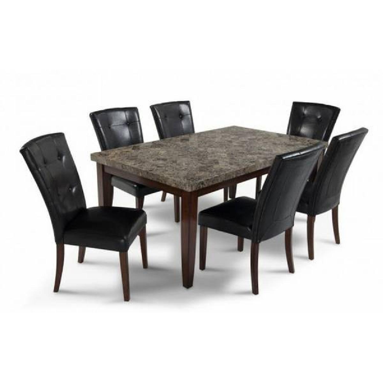 Raymour & Flanigan Marble Dining Table w/ 4 Chairs AptDeco