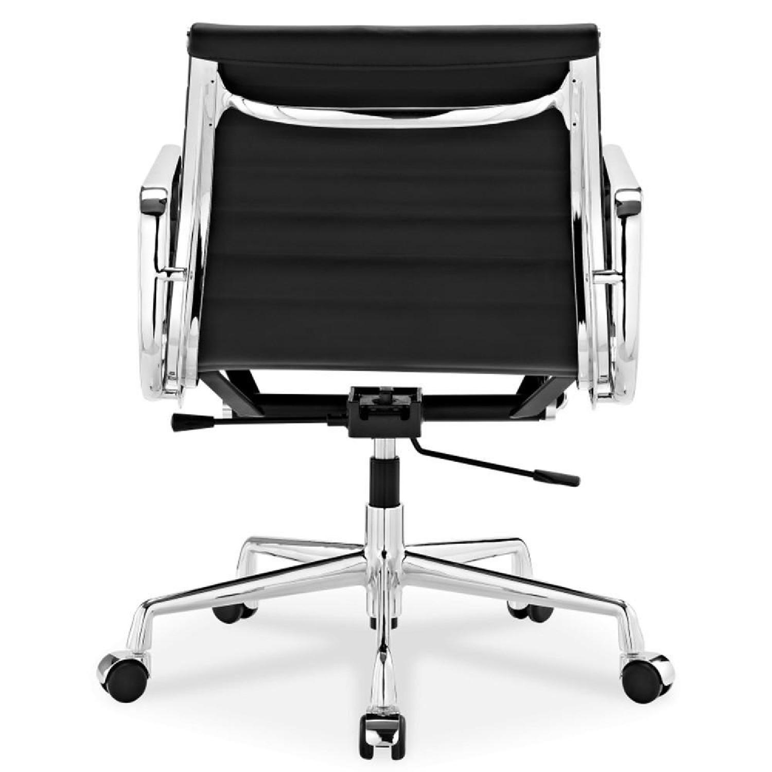 Eames Ribbed Management Office Chair Replica - image-3