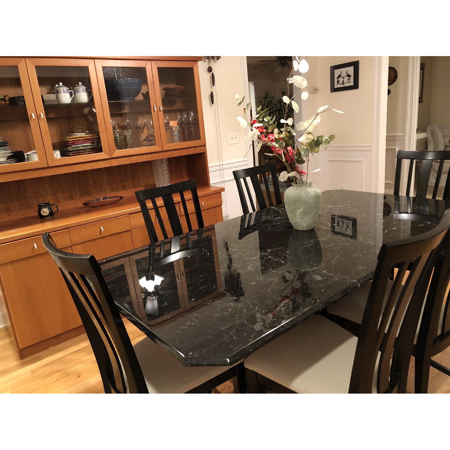 Italian Marble Dining Table w/ 6 Chairs AptDeco