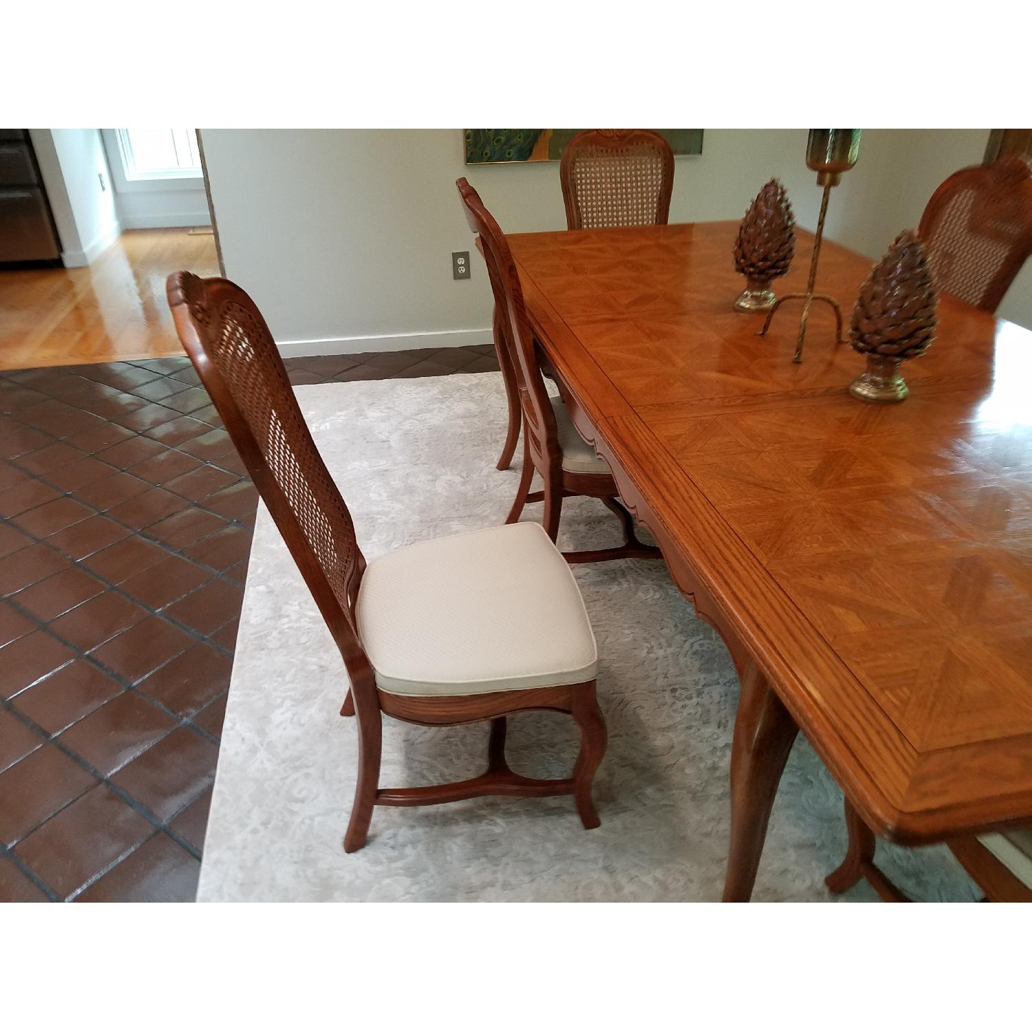 Baker Solid Oak Expandable Dining Table w/ 6 Chairs - AptDeco