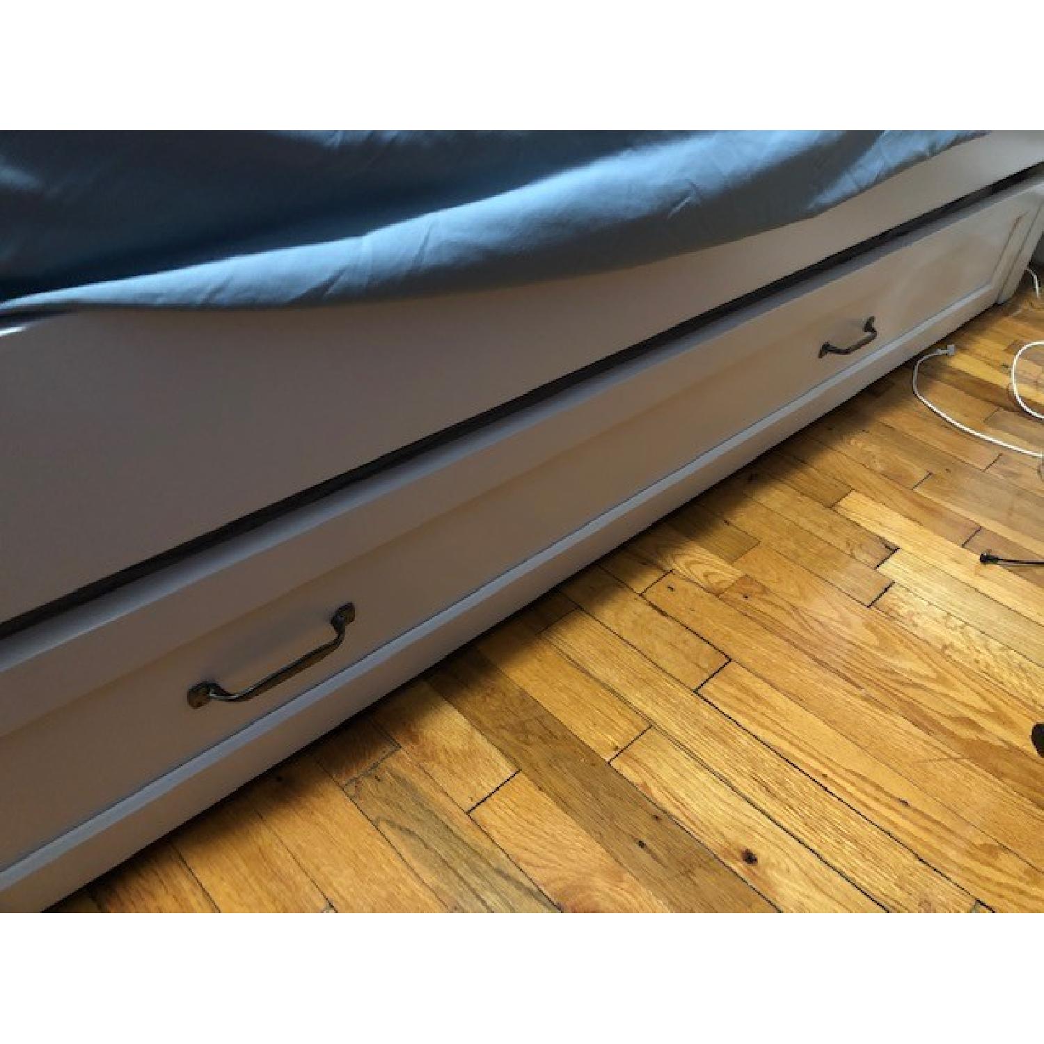 Pottery Barn Teen Hampton White Daybed w/ Trundle - image-3