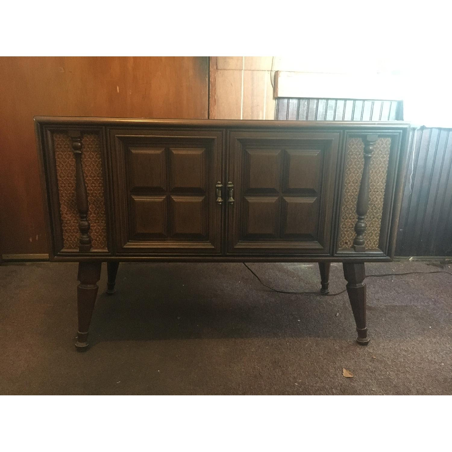 Magnavox Mid-Century Modern Stereo & Record Player Console - image-2