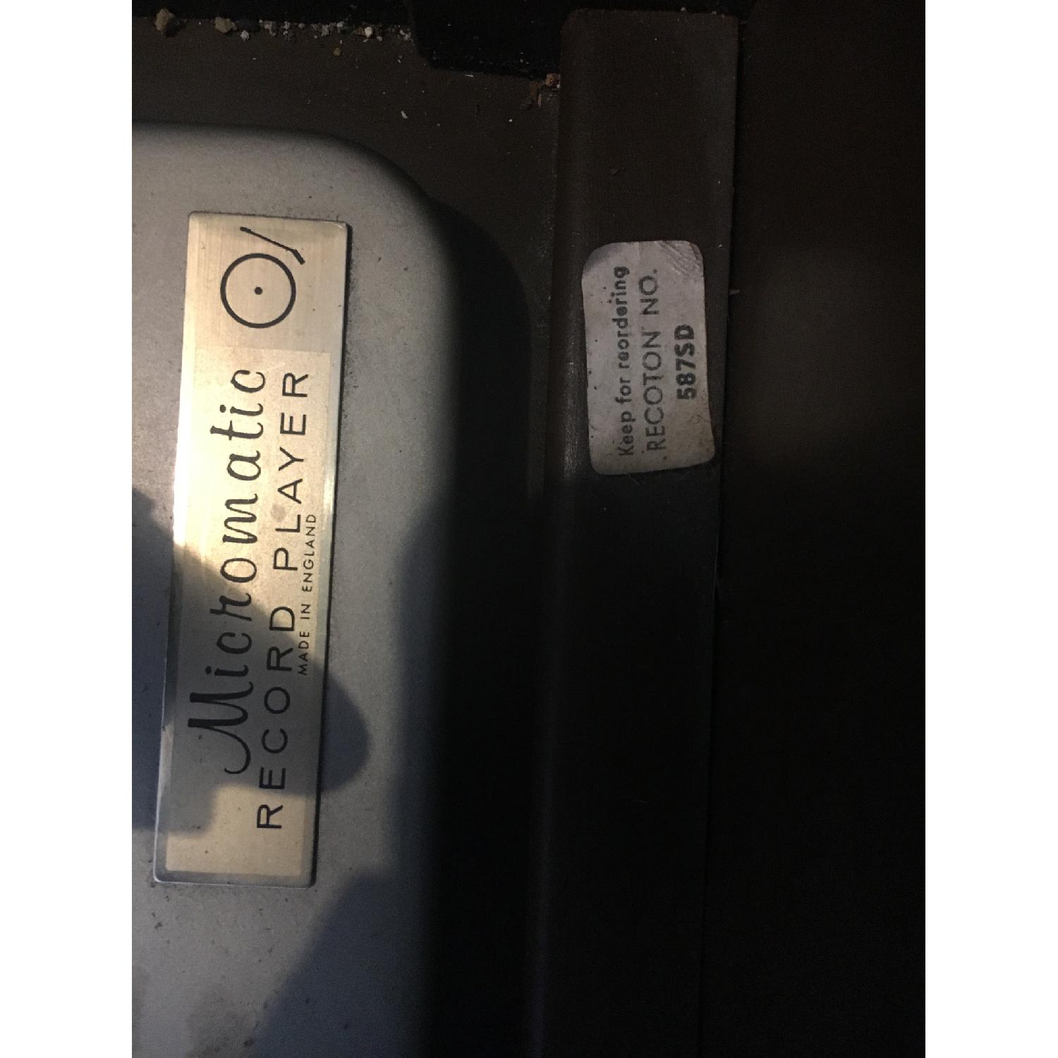 Magnavox Mid-Century Modern Stereo & Record Player Console - image-11