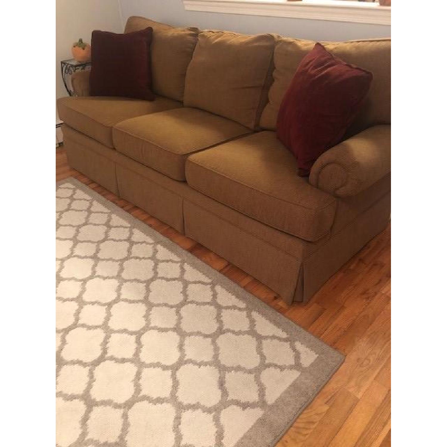 Thomasville Traditional Sofa - image-4