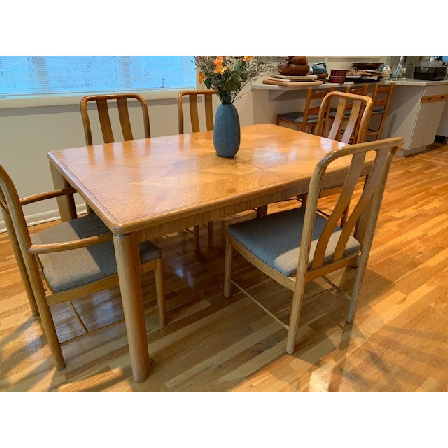 Wood Expandable Dining Table w/ 5 Chairs - image-1