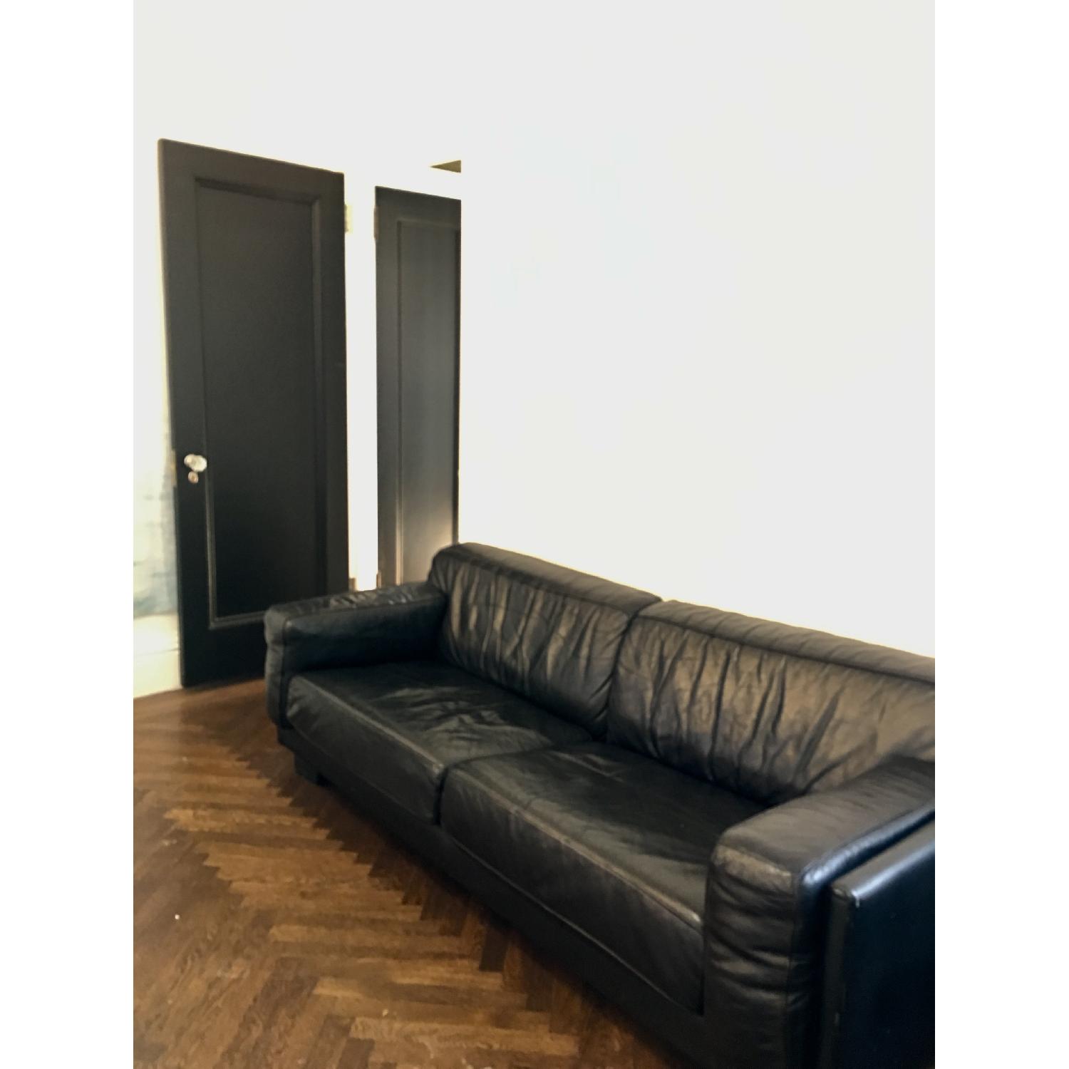 Vintage Black Leather Sofa Aptdeco