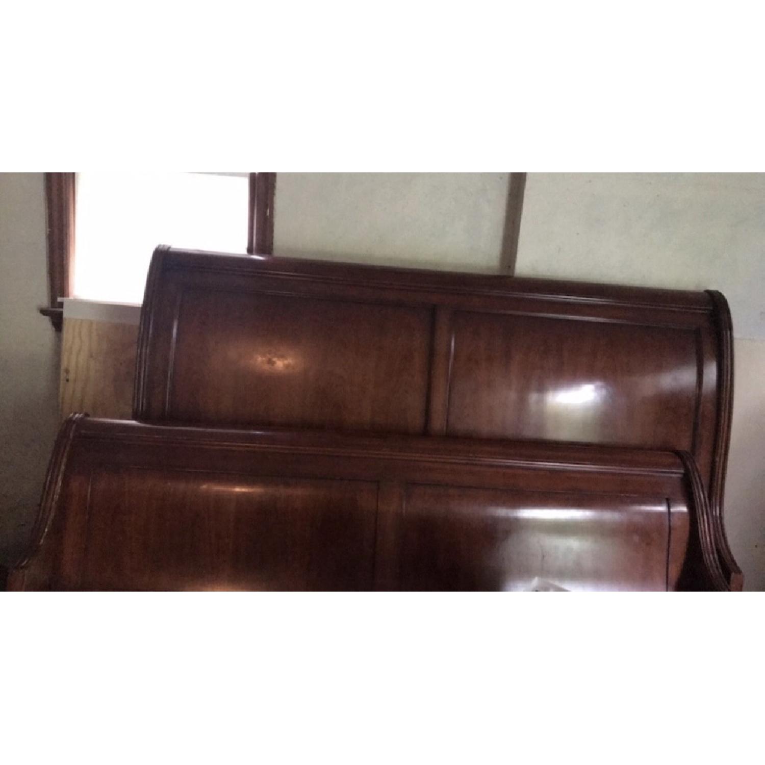 Thomasville, King Street Sleigh Bed - image-2