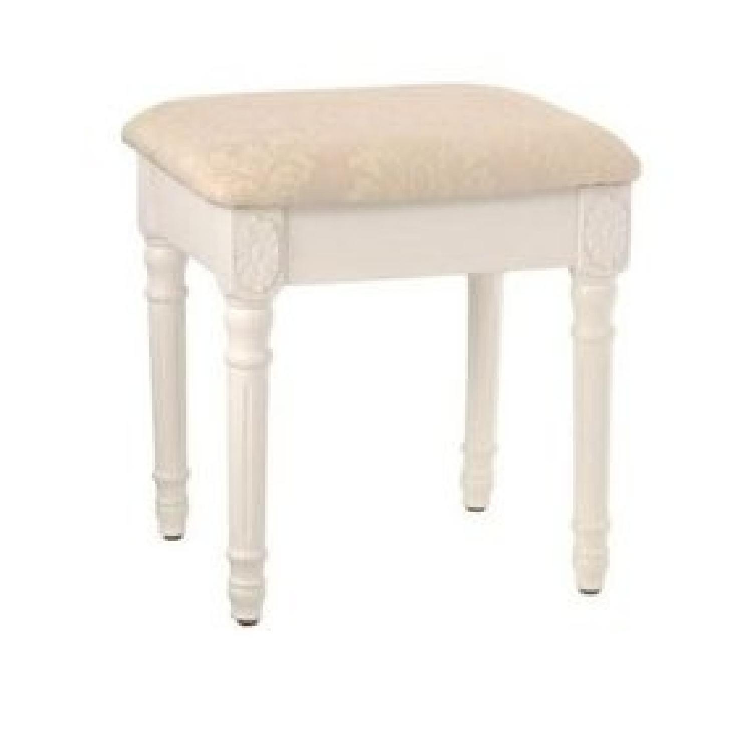 Target Vanity Chair Target Shabby Chic Vanity Set - AptDeco