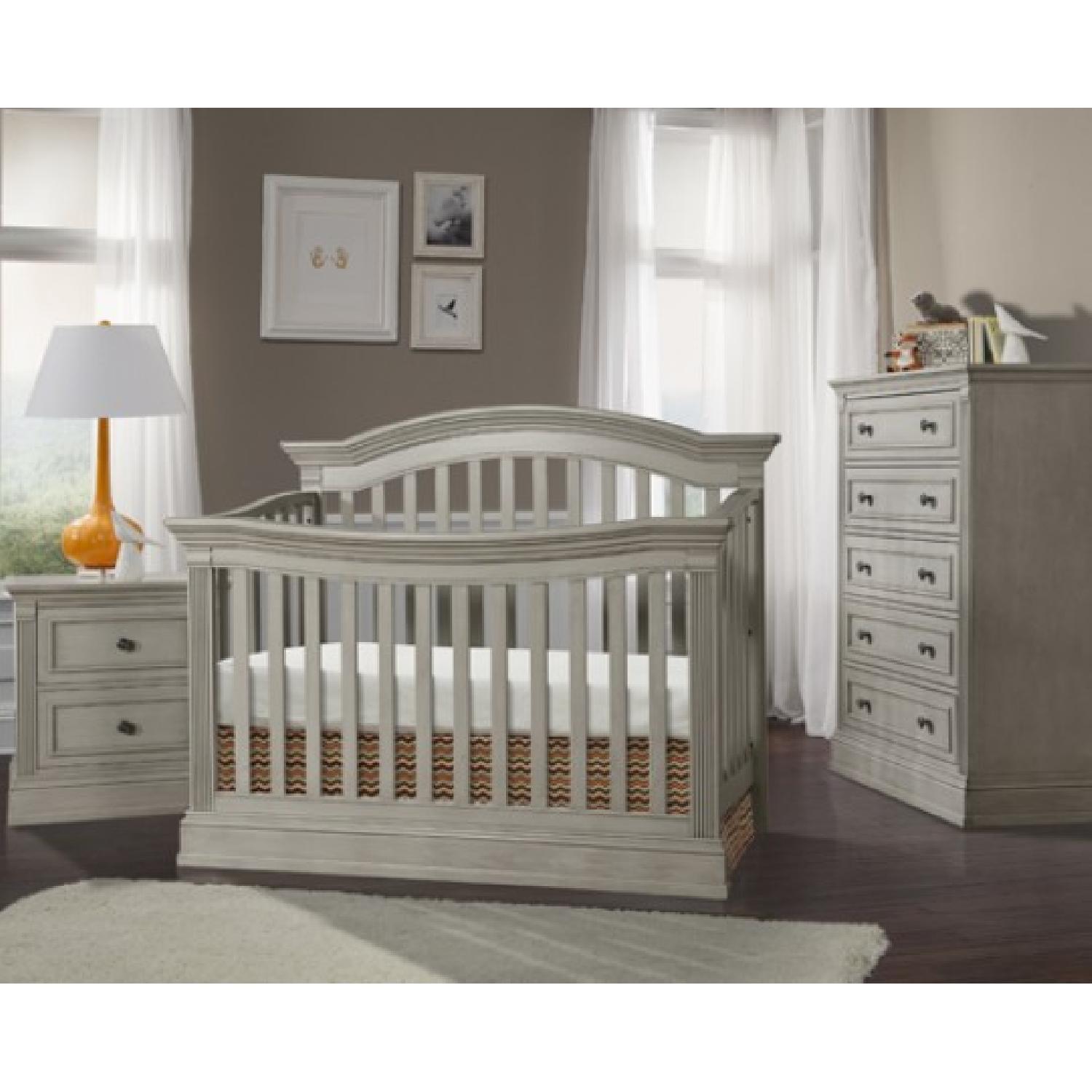 Covertible Gray Crib - image-1