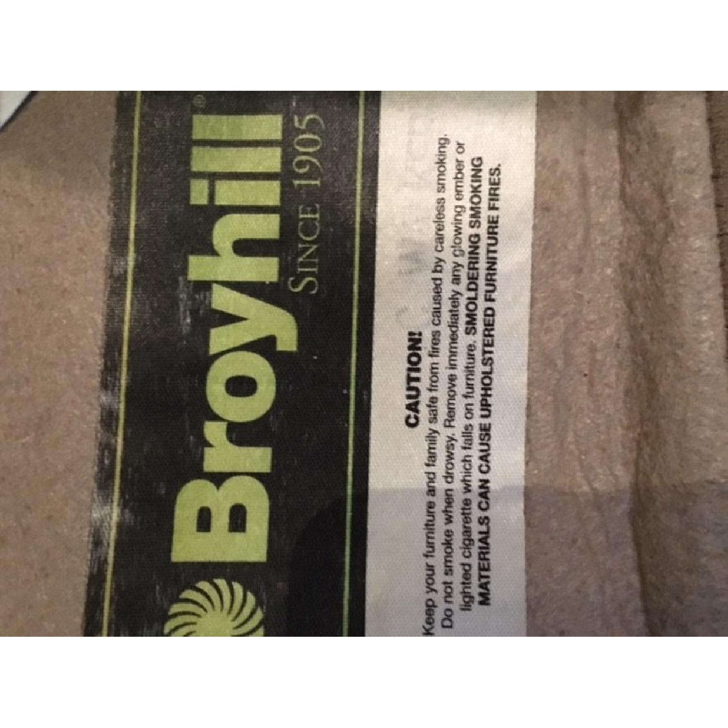 Broyhill Furniture Beige Couch - image-1