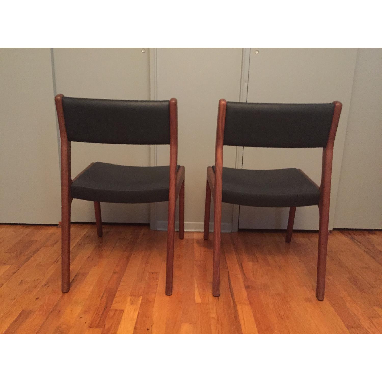 Autoban Deer Chairs by De La Espada in Oiled Danish Walnut & Black Leather - image-4