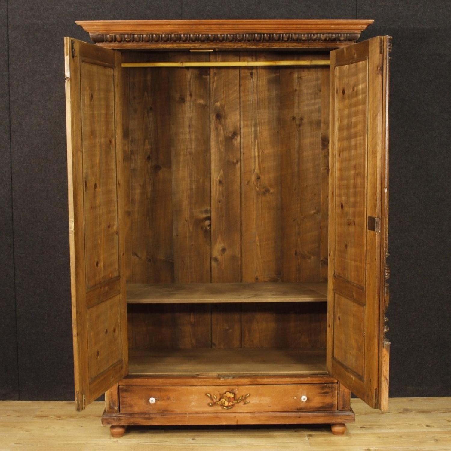 20th Century 1960 Hand Painted Wood East European Wardrobe - image-4