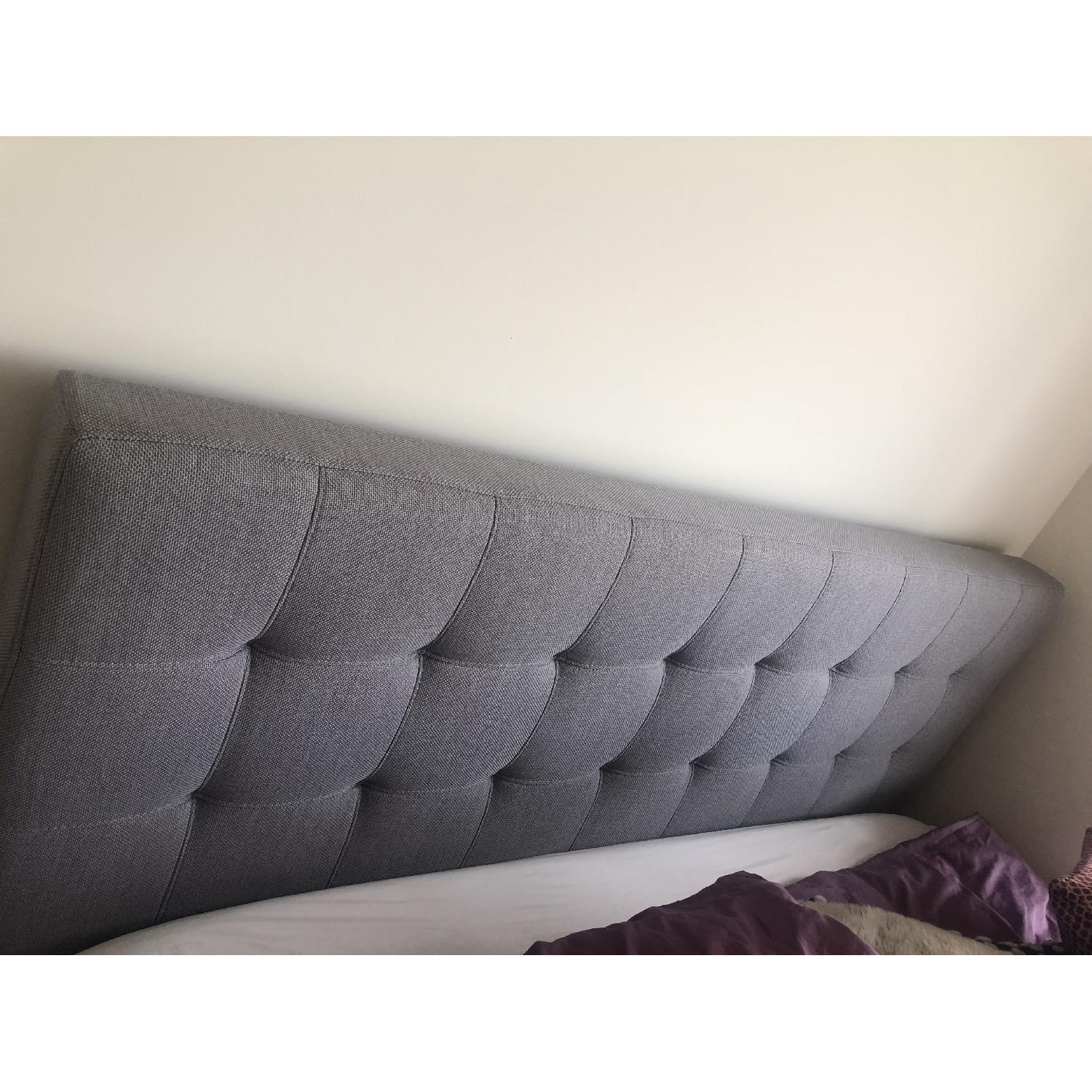 Gettinger Upholstered Storage Platform Bed - image-3