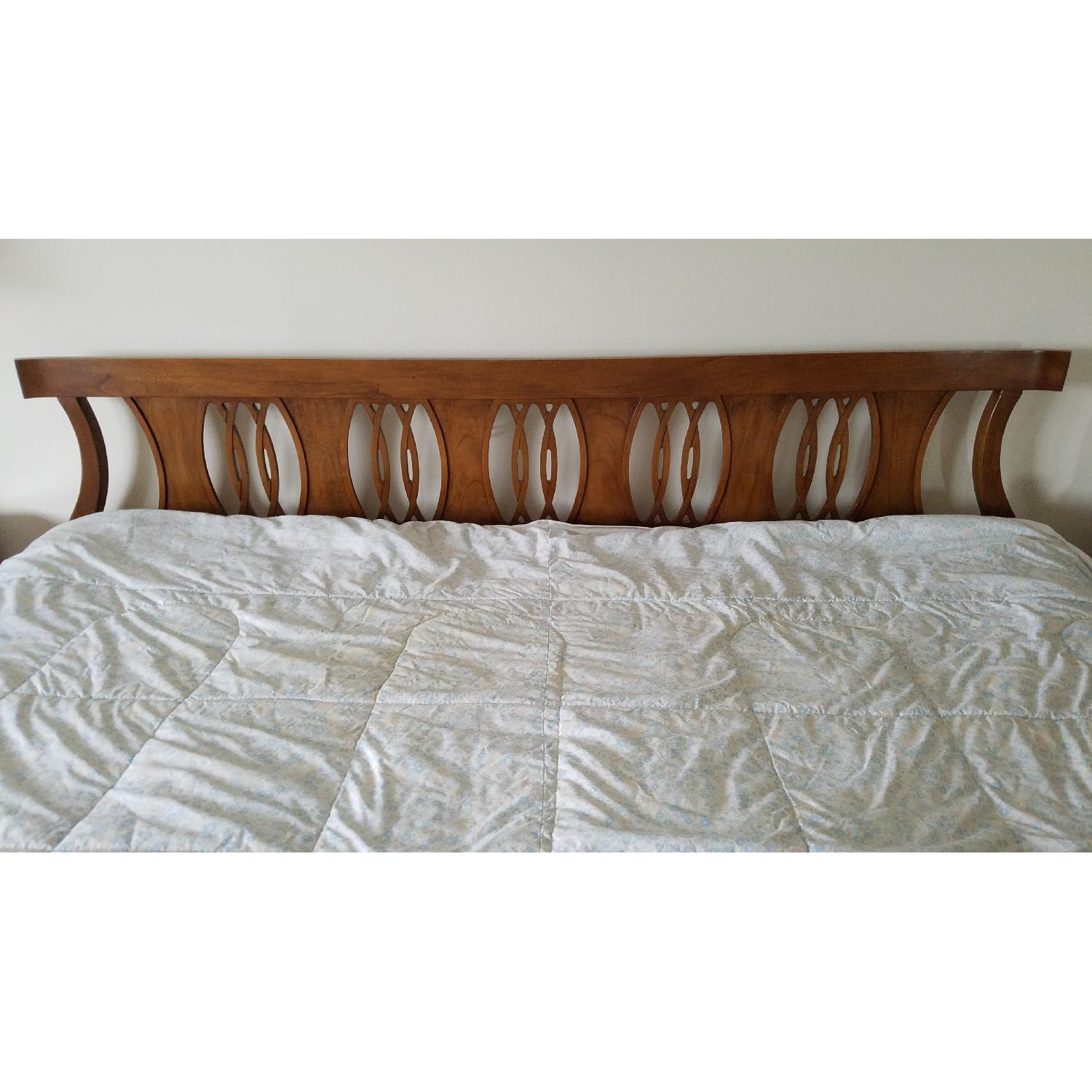 Hickory Manufacturing Company Wood Night Tables - image-5