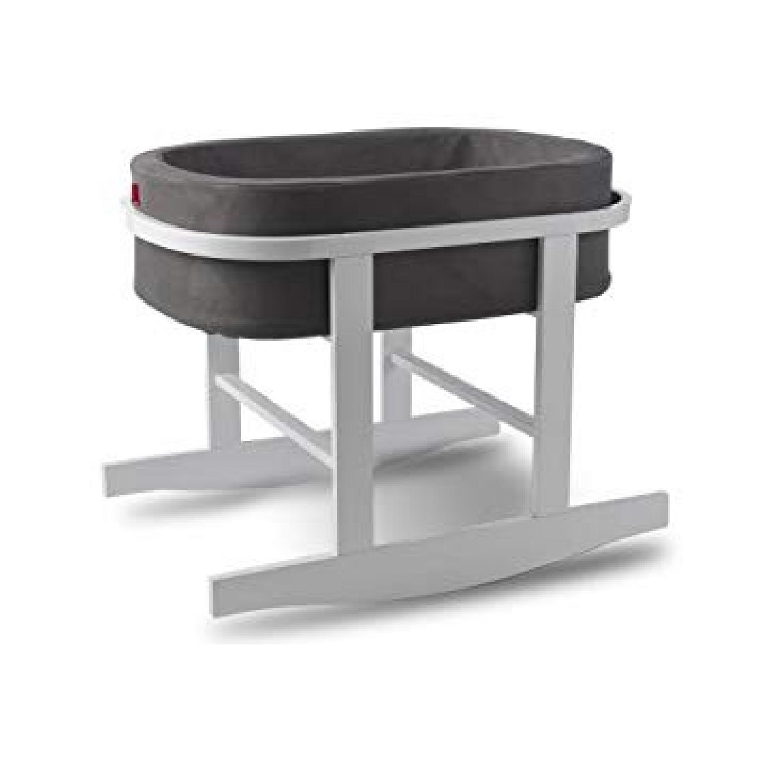 Monte Design Ninna Nanna Modern Baby Bassinet AptDeco