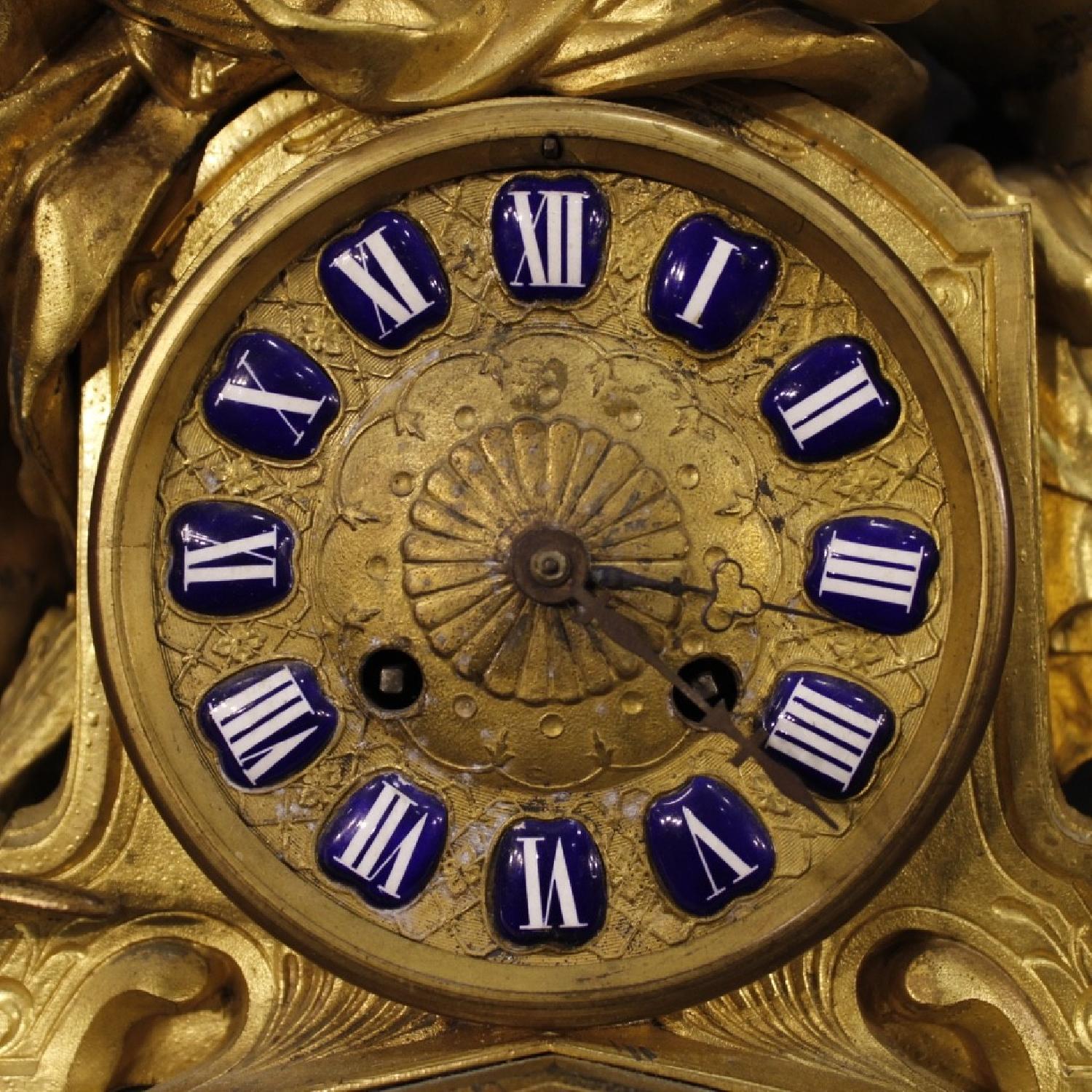 20th Century 1920 Chiseled & Gilt Antimony French Clock - image-4