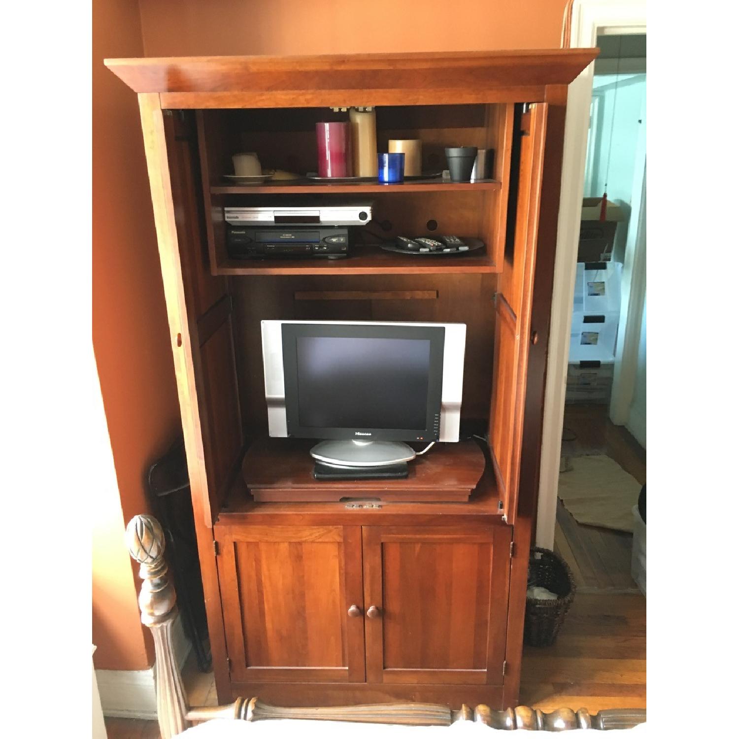 Ethan Allen Tall Media AptDeco