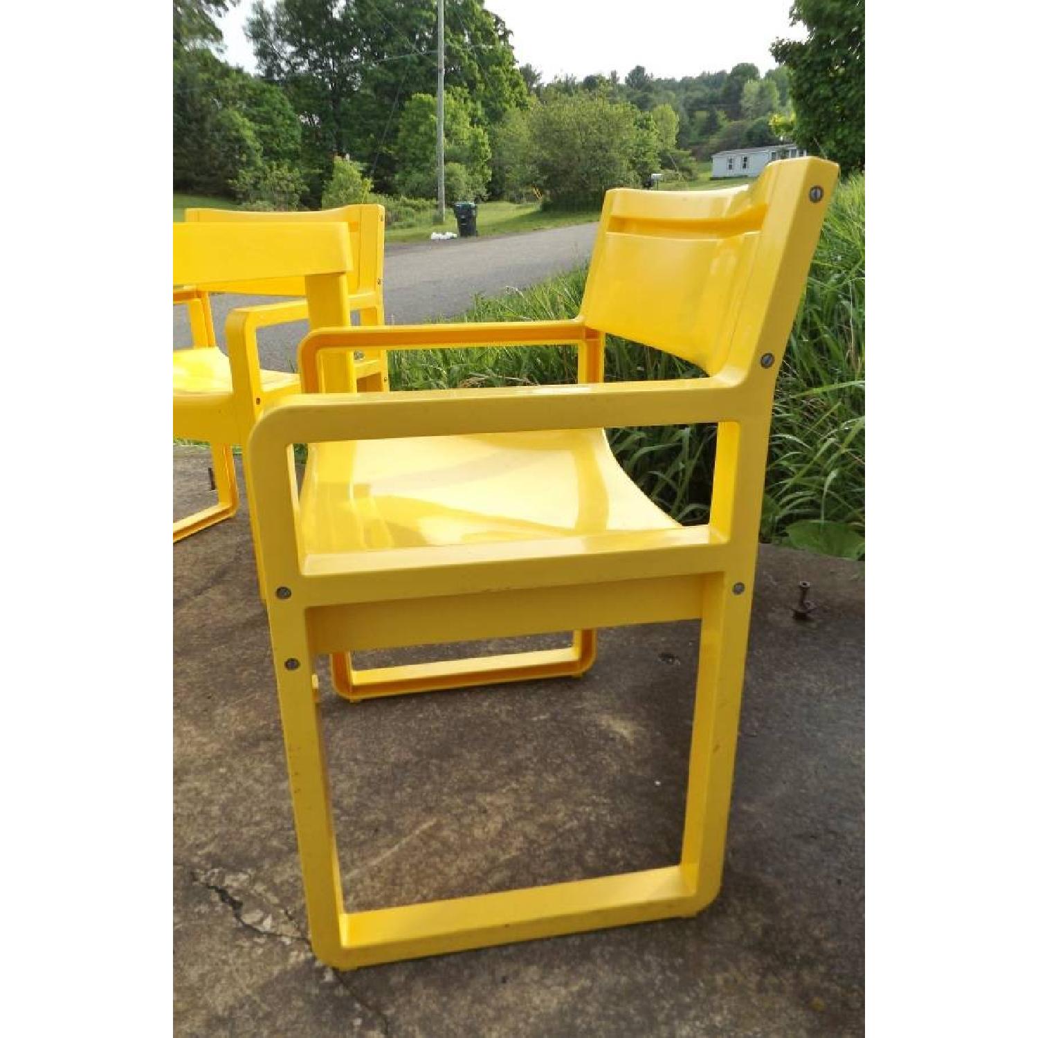 Yellow Resin Mid-Century 5 Piece Patio Set - image-4