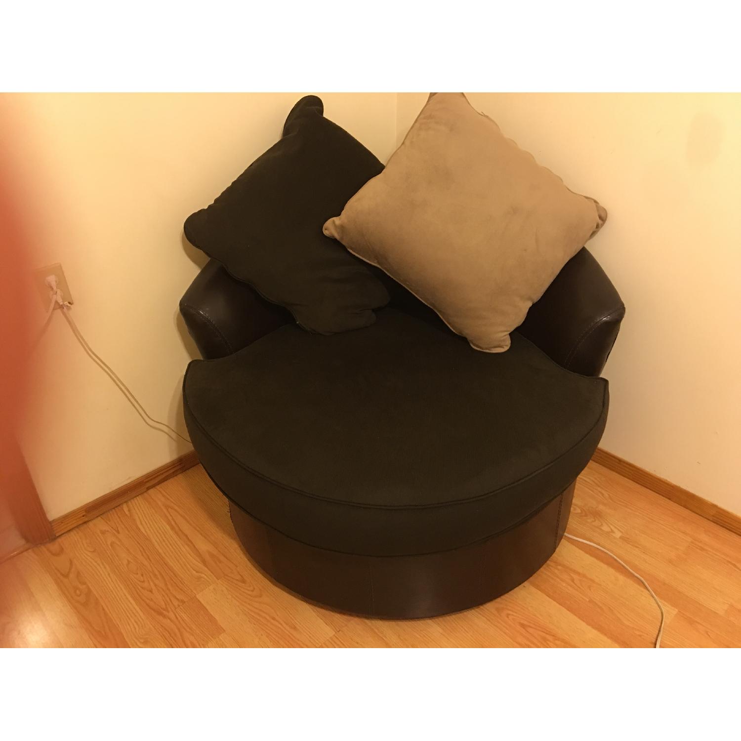Ashley's Swivel Accent Chair - image-1