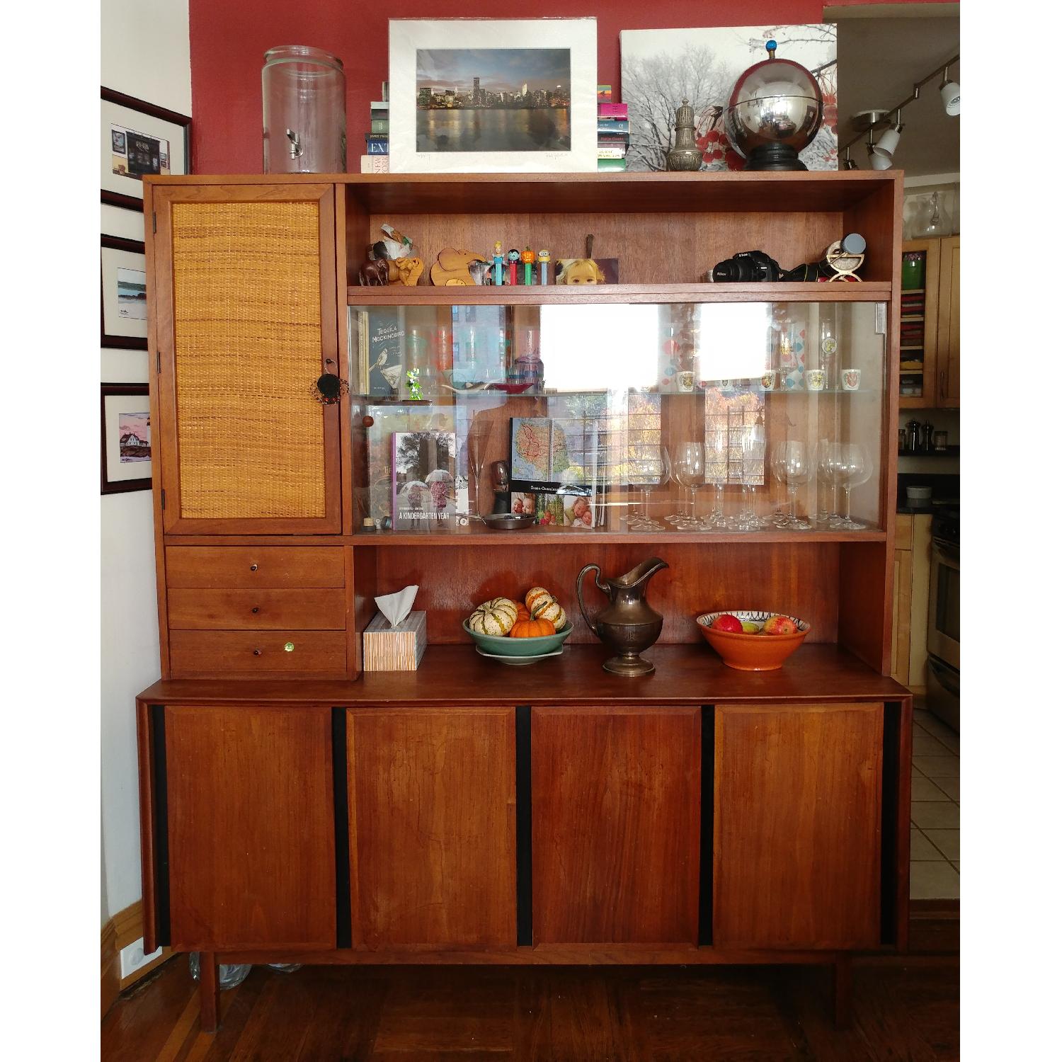 Dillingham Mid-Century Modern Credenza/Hutch - image-1
