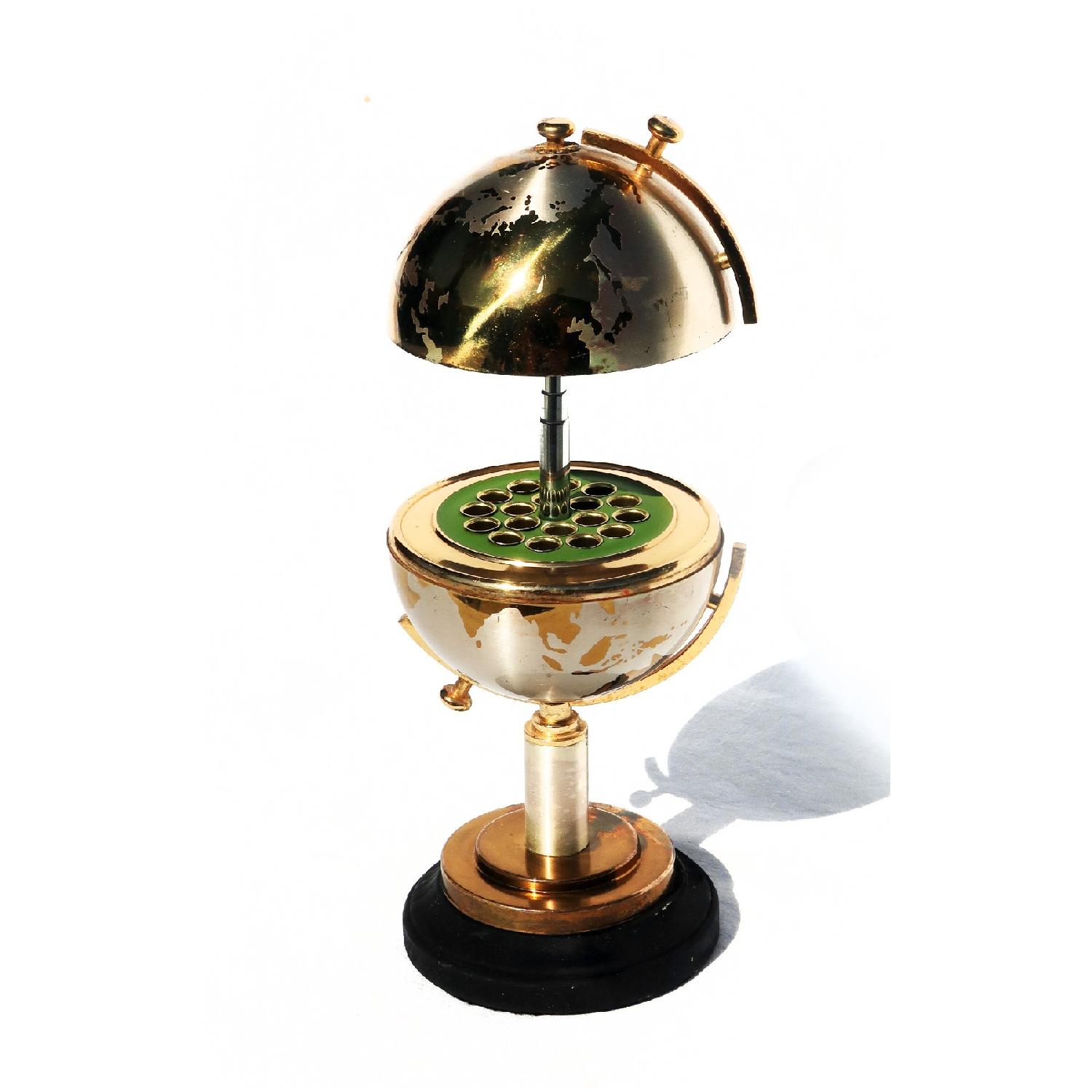 Vintage Globe Cigarette Case by Windmill - image-1