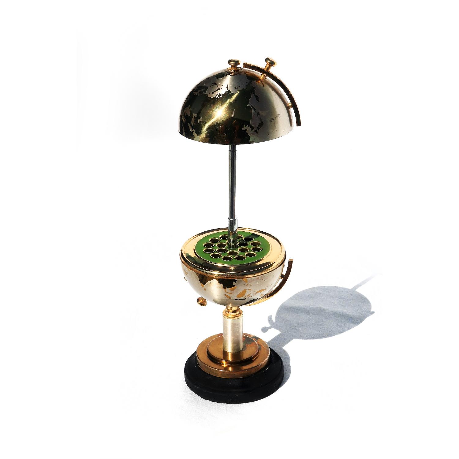 Vintage Globe Cigarette Case by Windmill - image-2