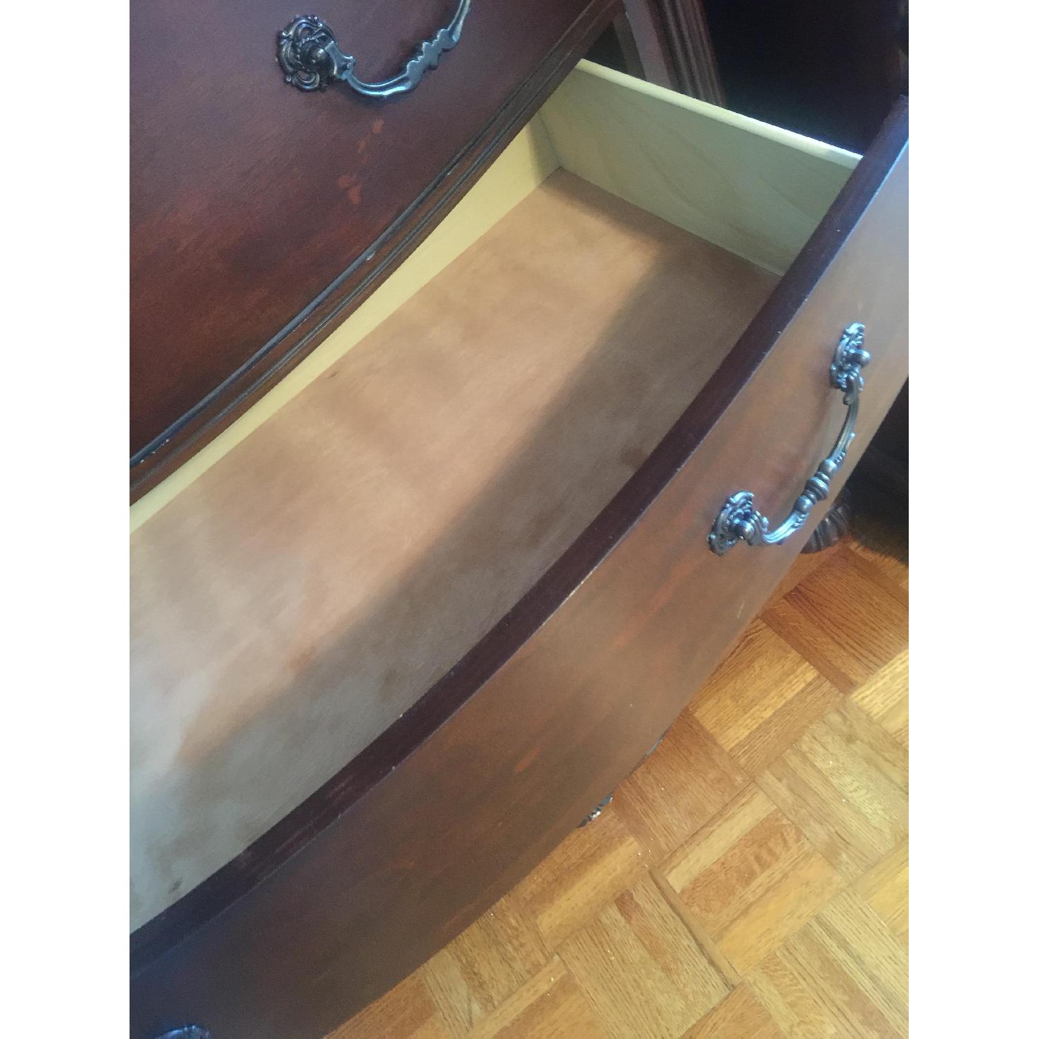 Cherry Wood 6 Drawer Dresser - image-4