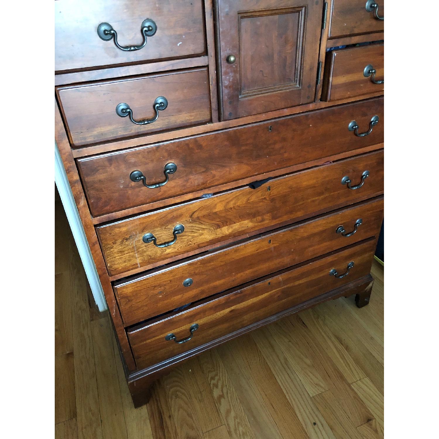 Cherry Wood 8 Drawer Dresser - image-5