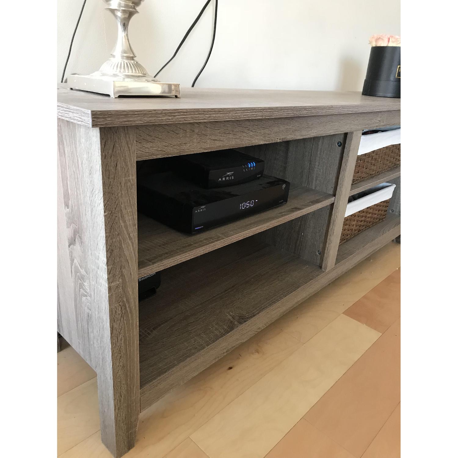 Beachcrest Home Sunbury TV Stand - image-2