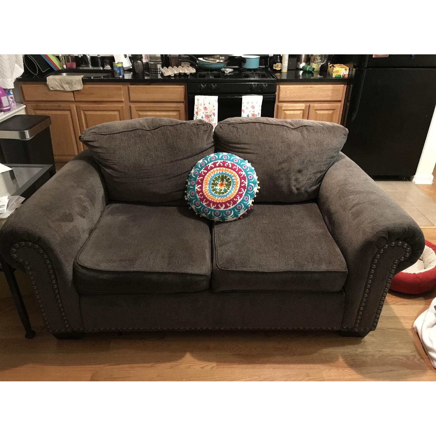 Ashley Stracelen Loveseat - image-2