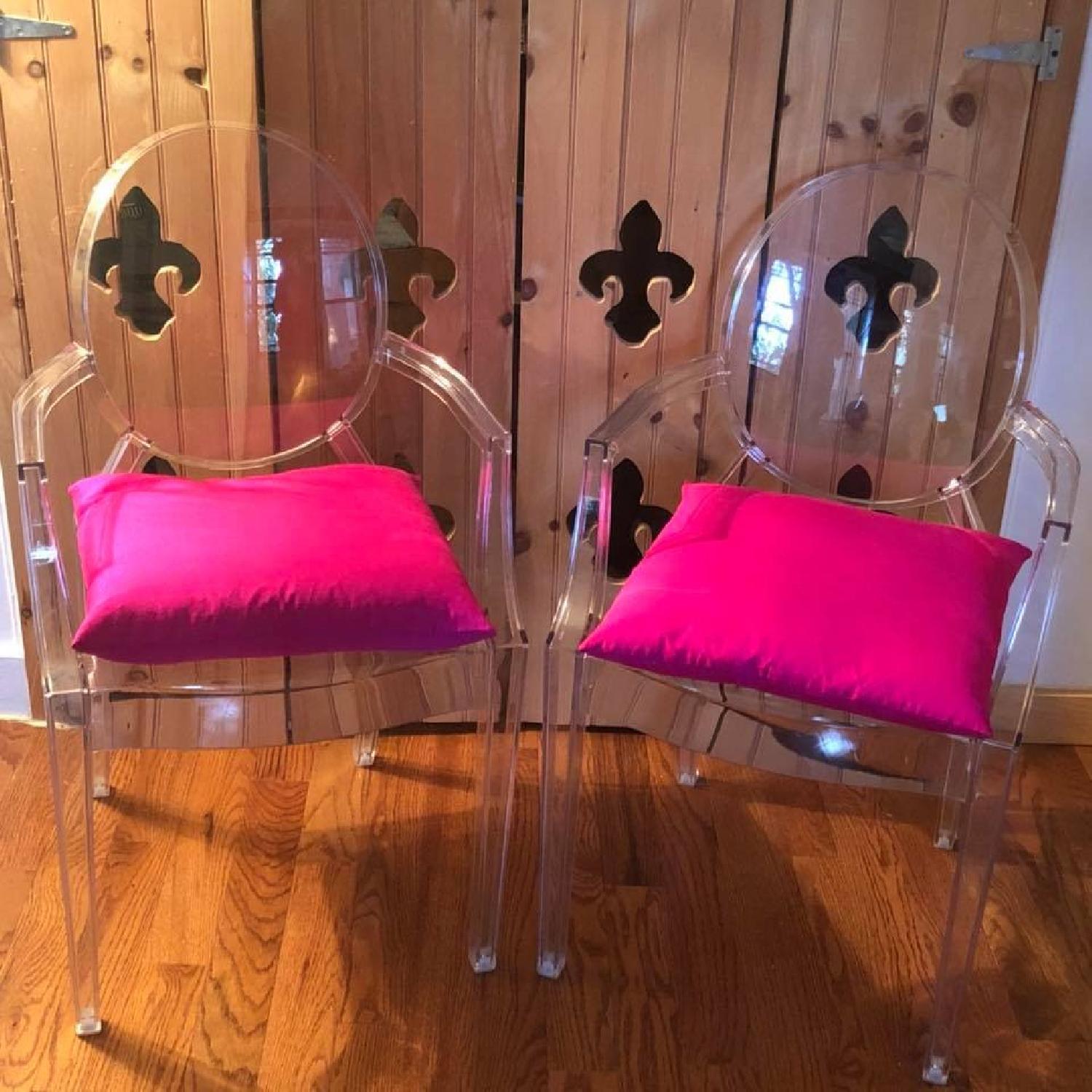 pink purple Kartell カルテル LOUIS GHOST Barbie x Kartell Doll-Sized Chairs and More | Mattel Creations