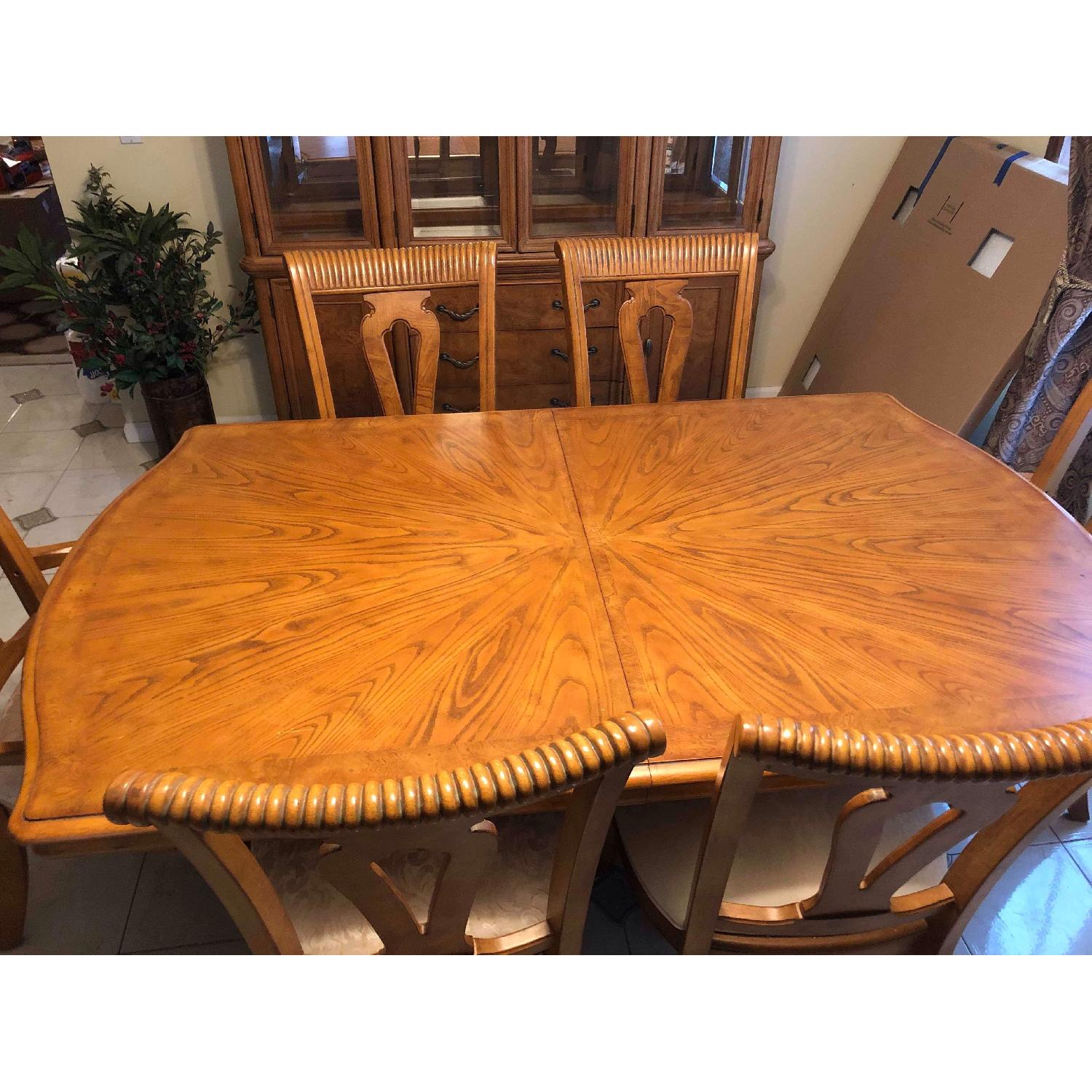 Solid Wood Extendable Dining Table w/ 6 Chairs - image-31