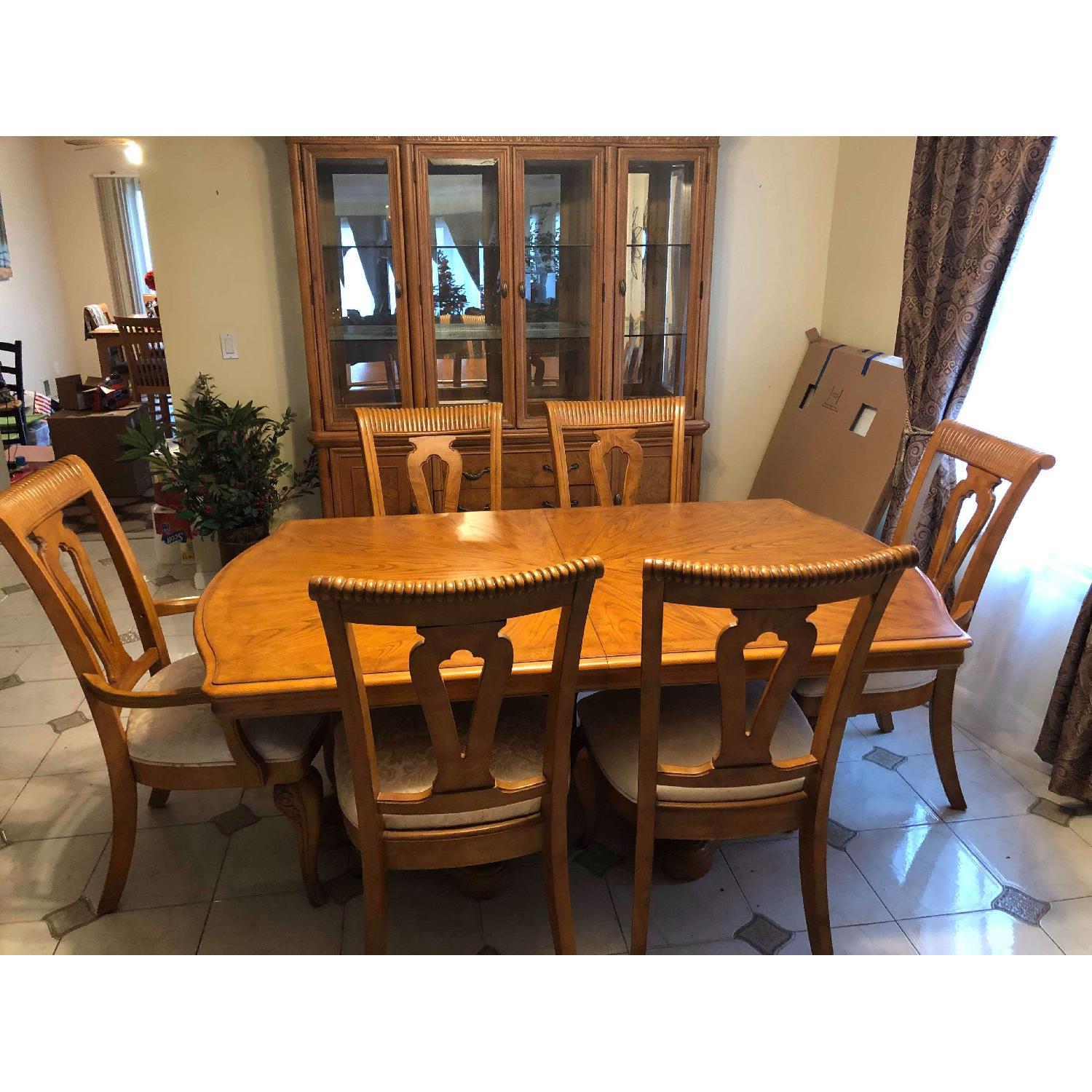 Solid Wood Extendable Dining Table w/ 6 Chairs - image-33