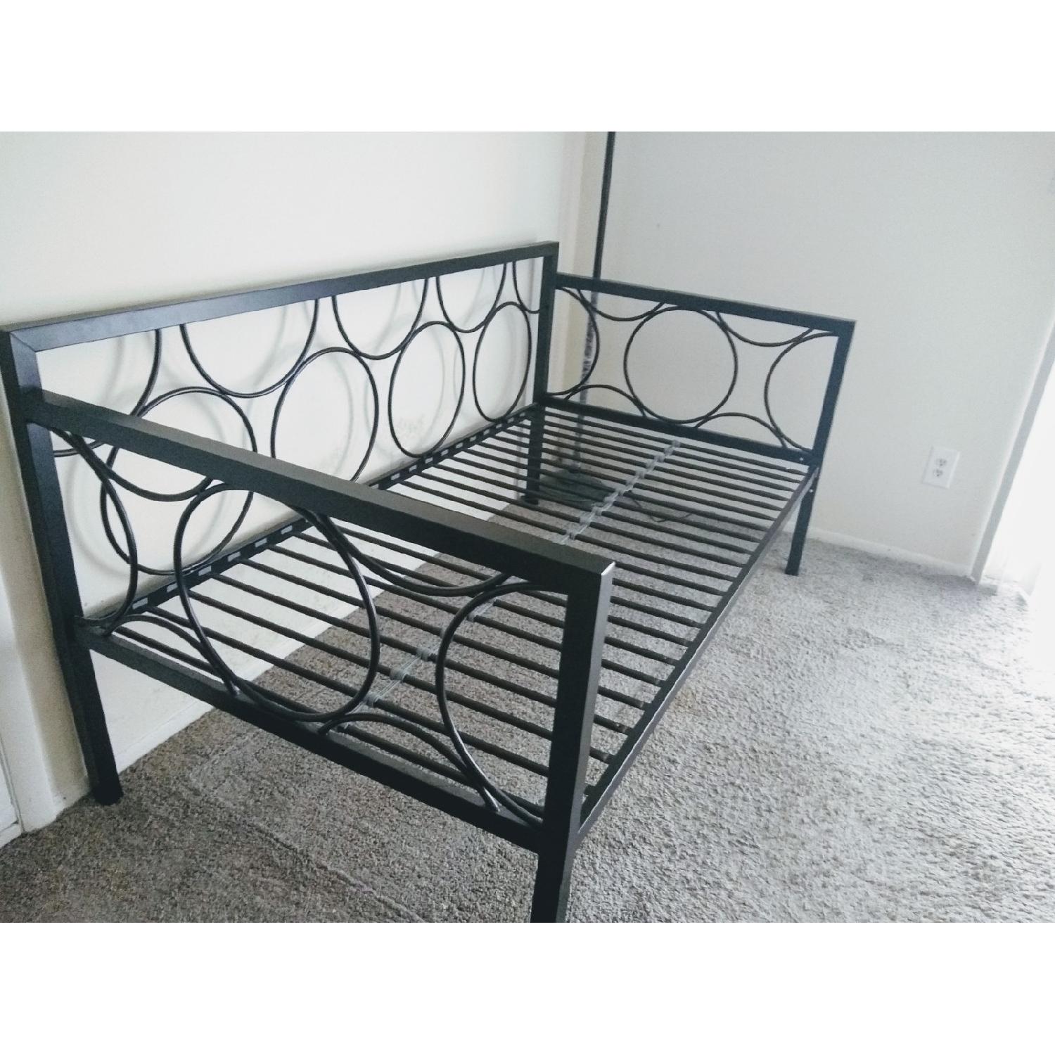 DHP Rebecca Twin Size Black Daybed Metal Frame - image-2