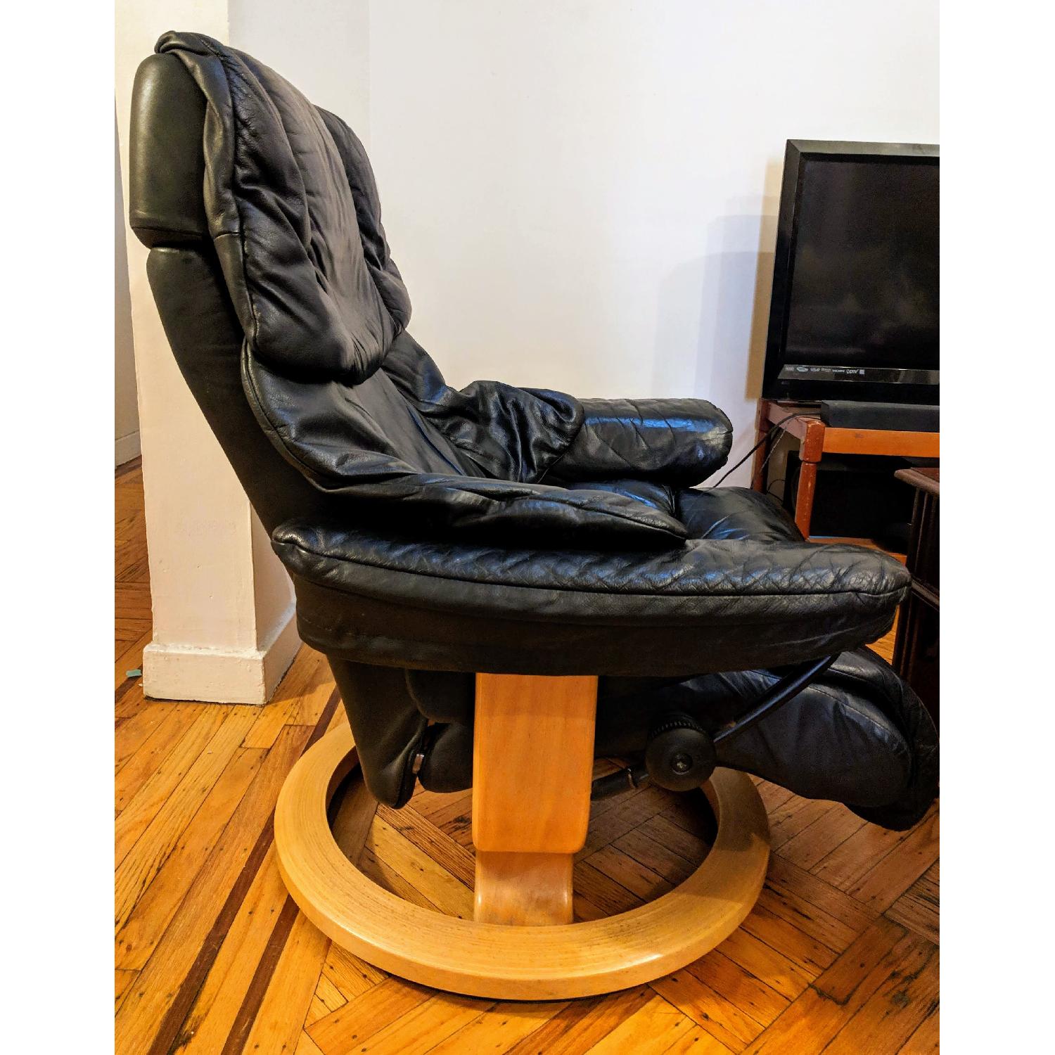 Ekornes Stressless Reno Recliner - image-2