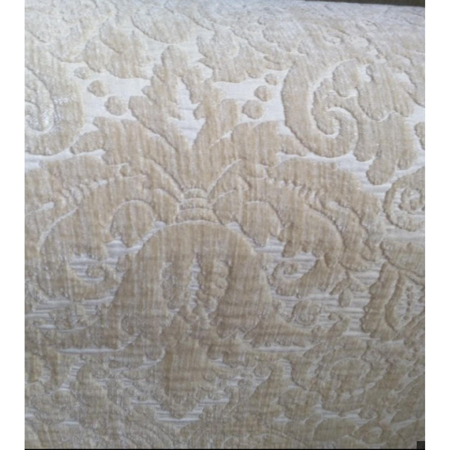 Rachel Ashwell Shabby Chic Couture Pearl Loveseat - image-5